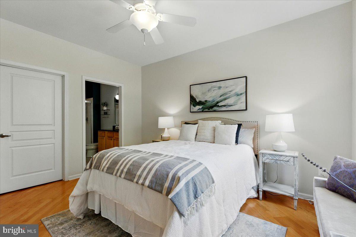 SAVOY AT RESTON TOWN CENTER - Residential