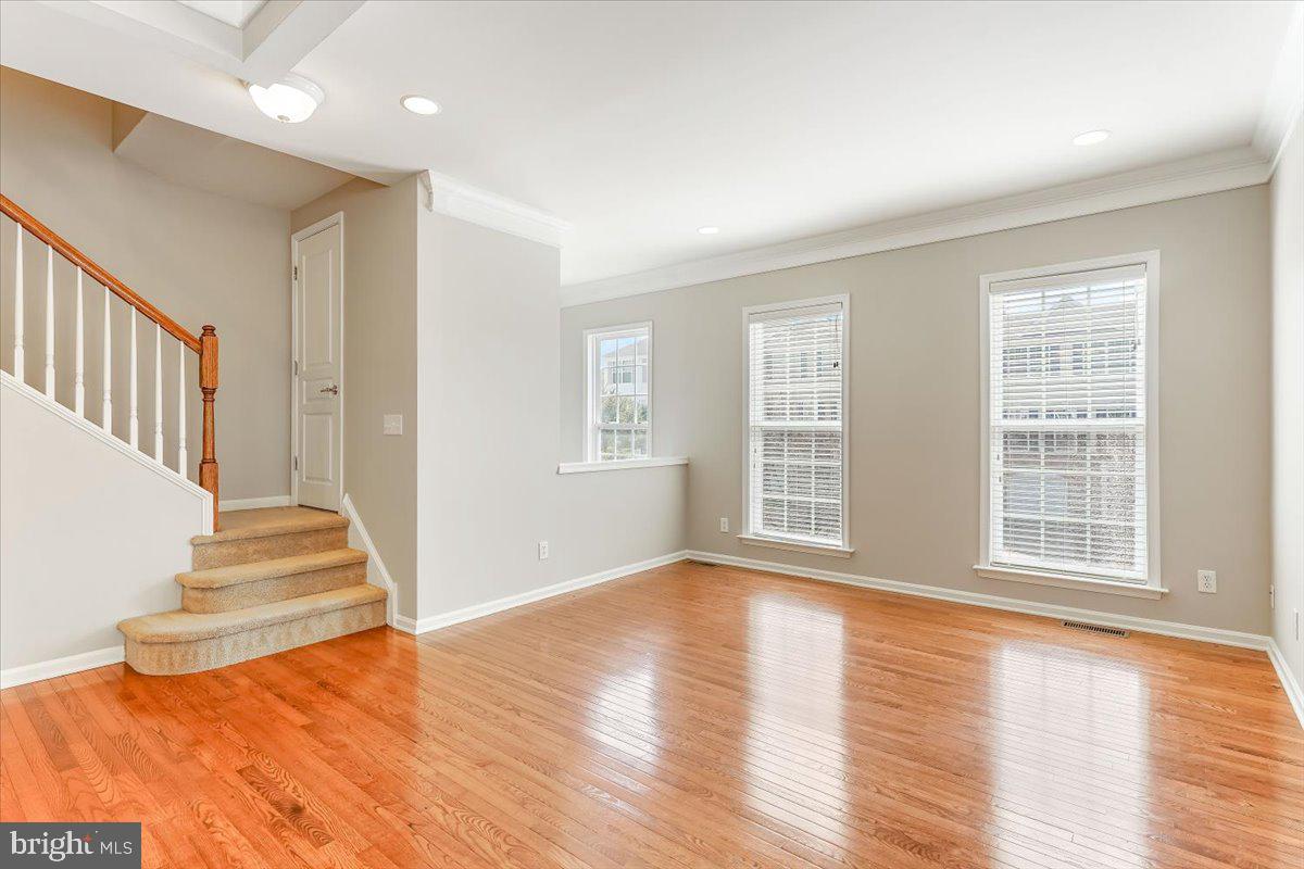 LONGFORD CROSSING - Residential Lease