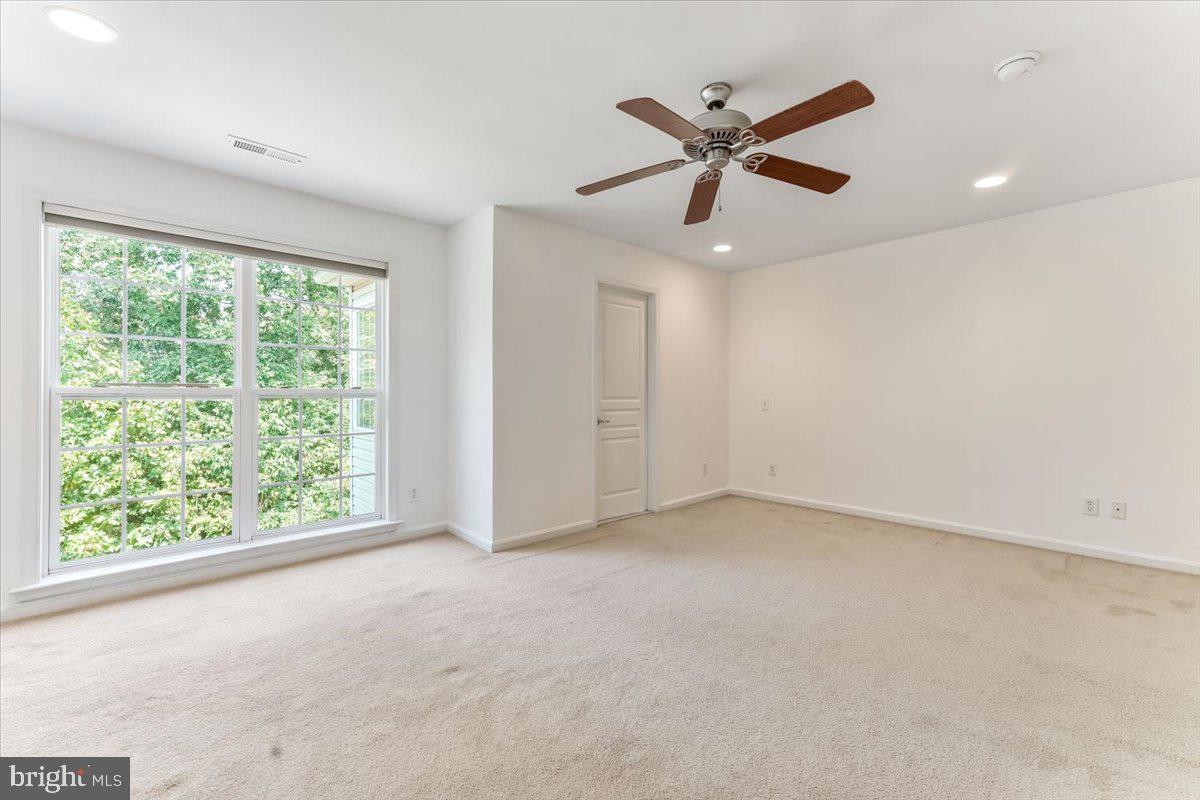 LONGFORD CROSSING - Residential Lease