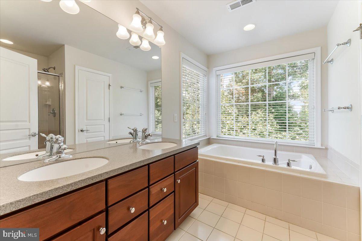 LONGFORD CROSSING - Residential Lease