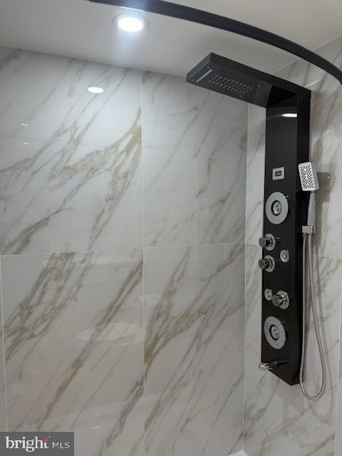 WATERGATE AT LANDMARK - Residential