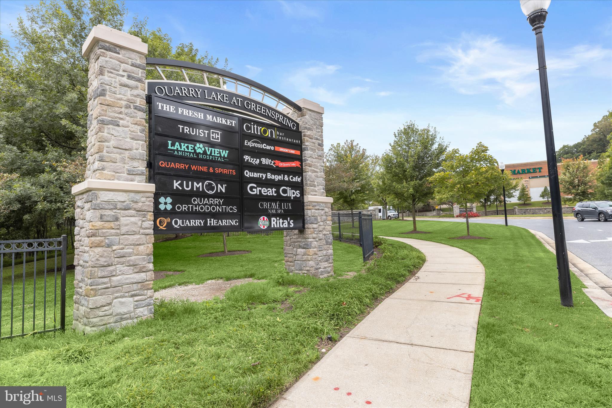 THE BLUFFS AT QUARRY LAKE - Residential