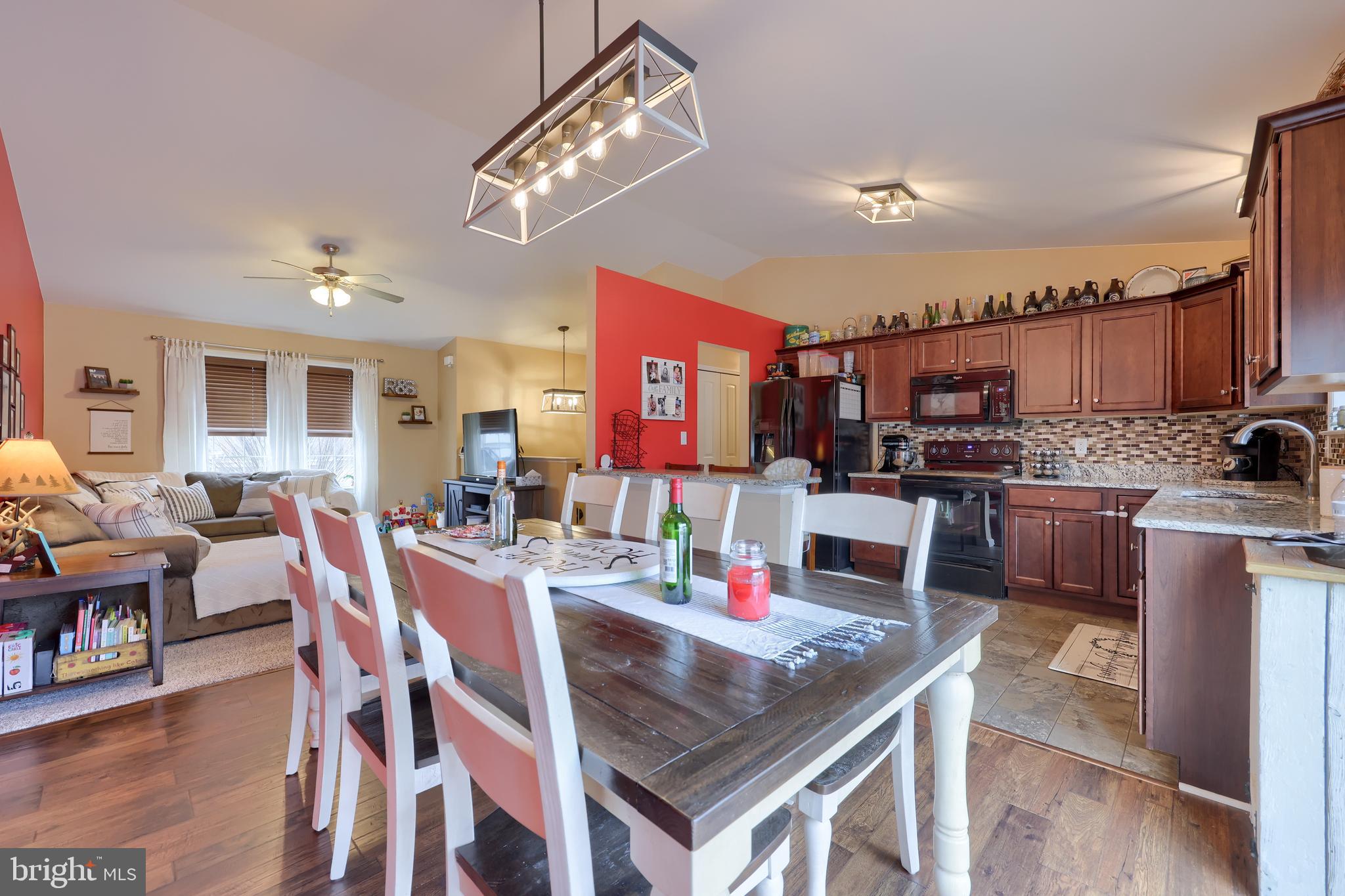 TOWNSEDGE - Residential