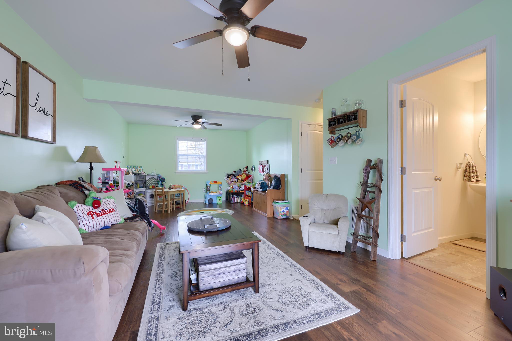 TOWNSEDGE - Residential