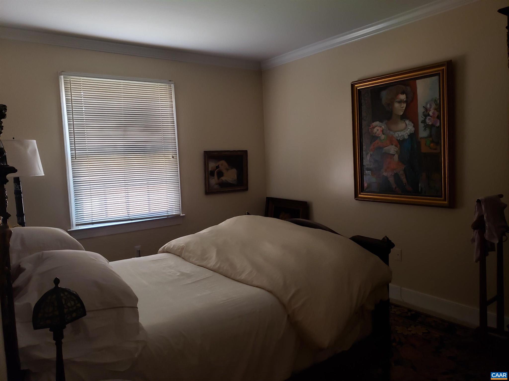 CARTER GILMER CONDOS - Residential Lease