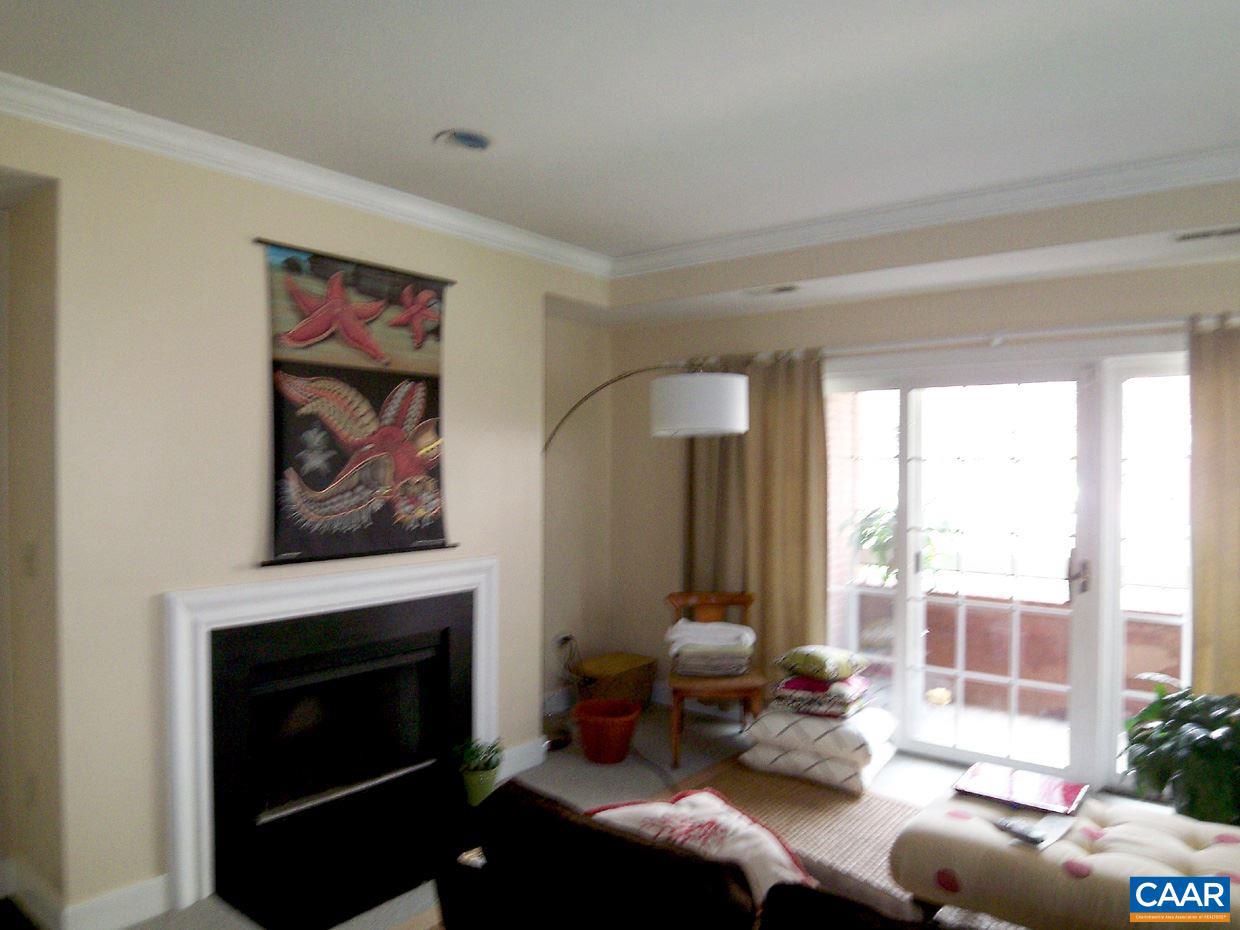 CARTER GILMER CONDOS - Residential Lease