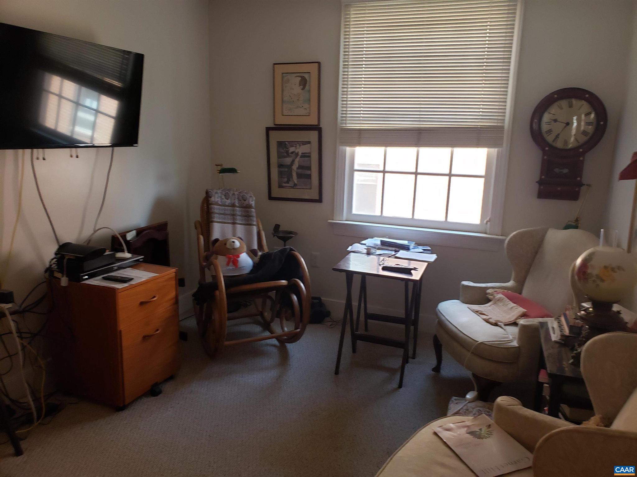 CARTER GILMER CONDOS - Residential Lease