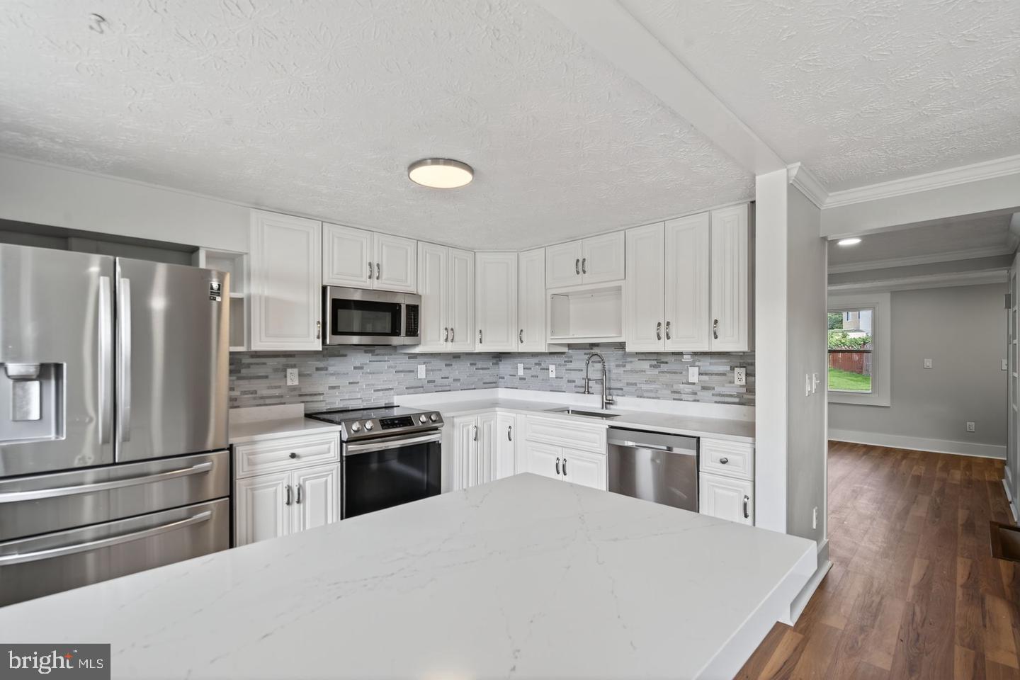 8336 CLAREMONT WOODS DRIVE