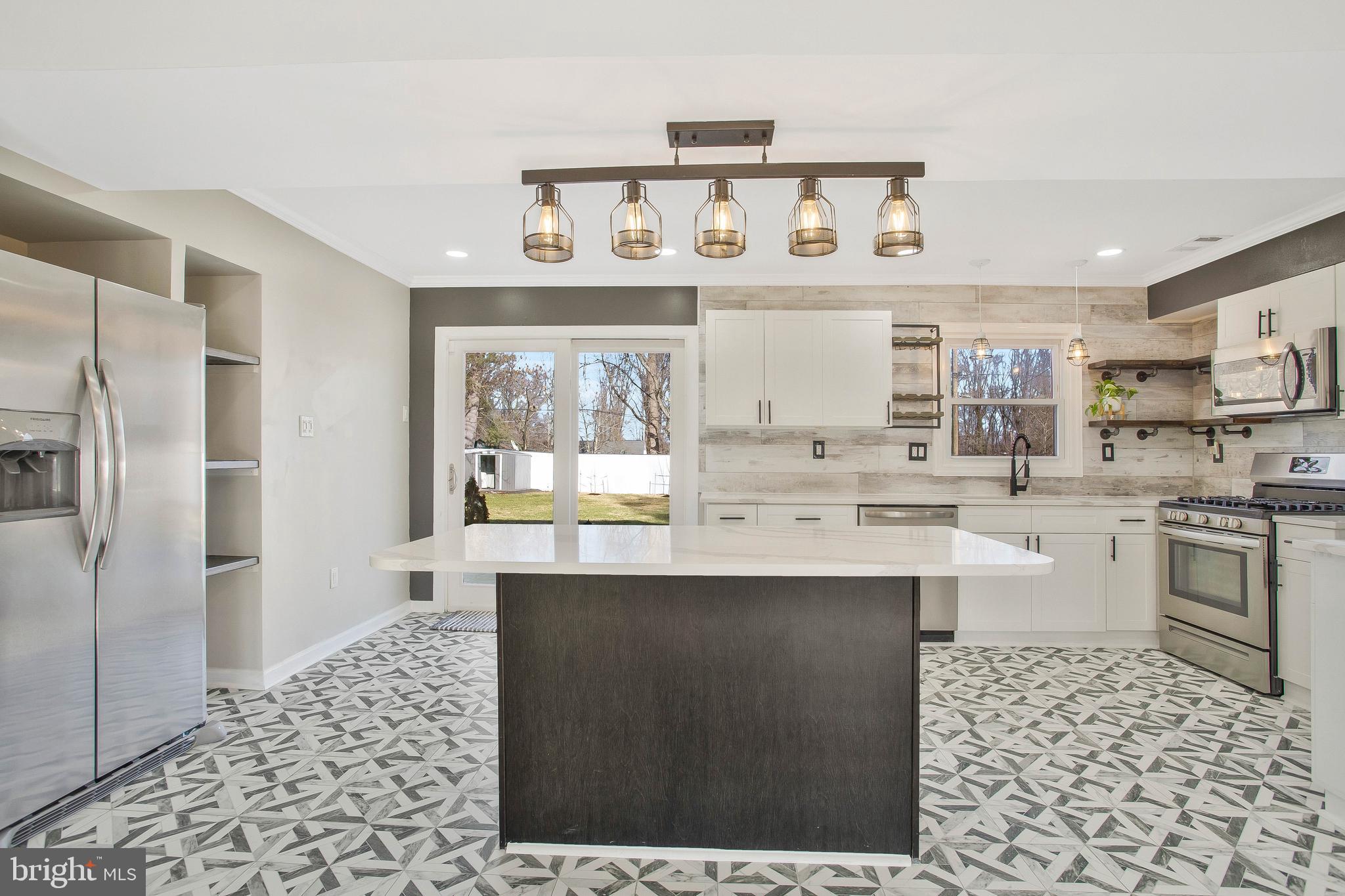 YORKTOWN AT BELAIR - Residential