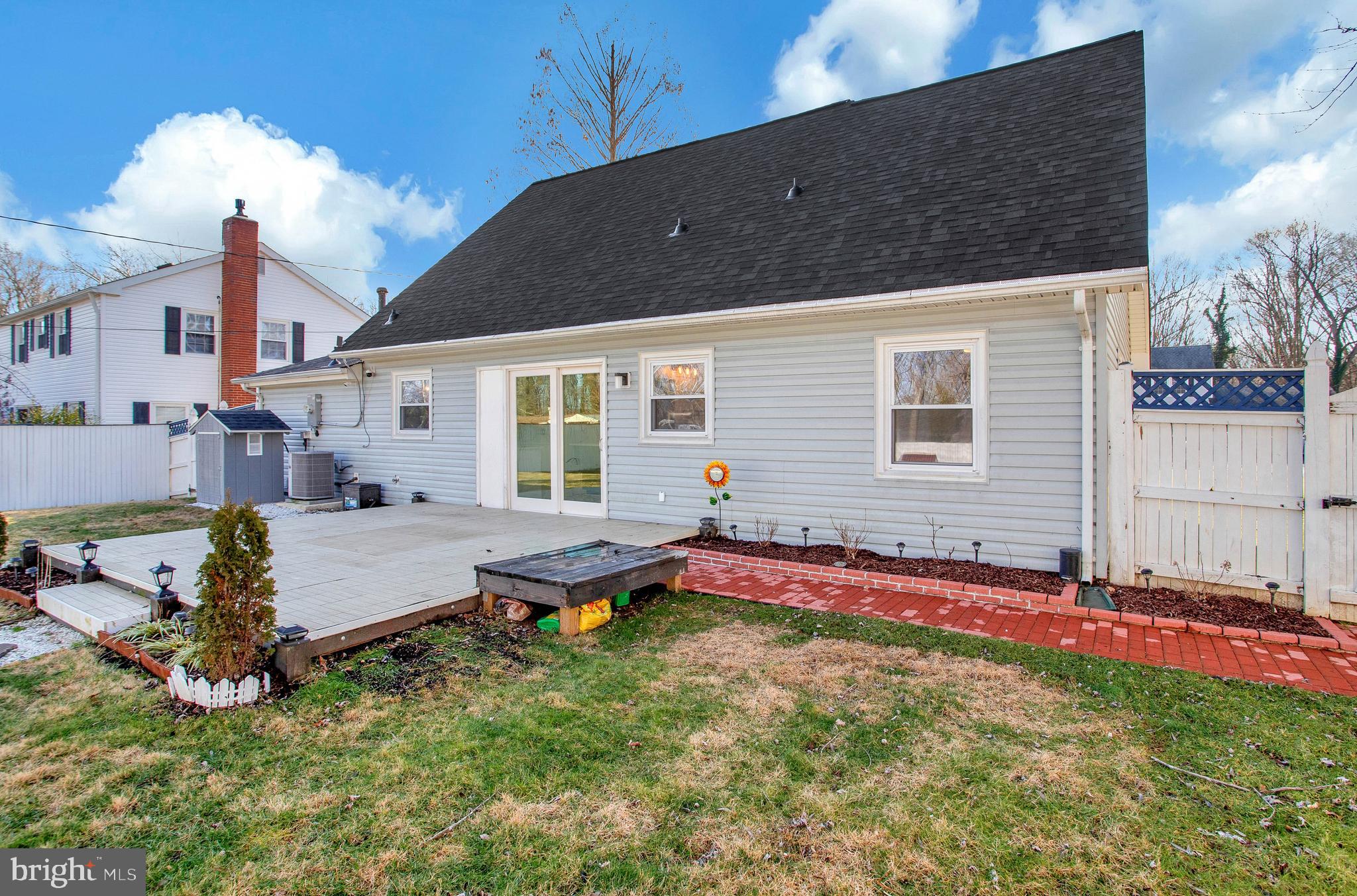 YORKTOWN AT BELAIR - Residential