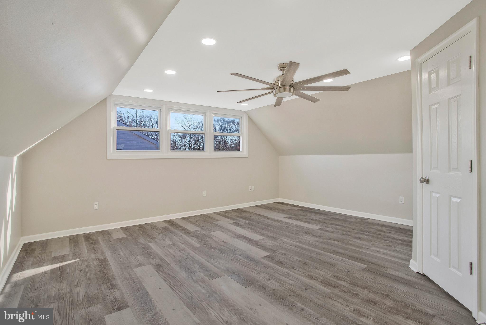 YORKTOWN AT BELAIR - Residential