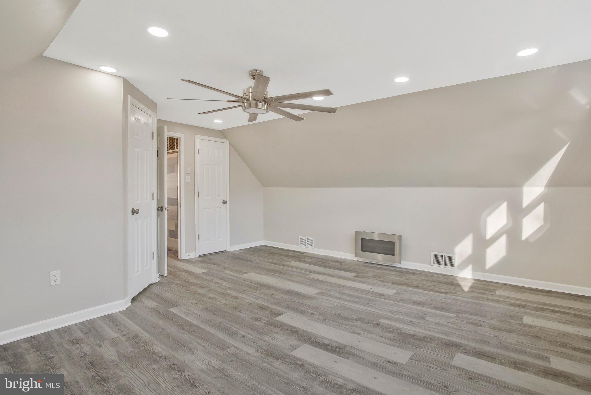 YORKTOWN AT BELAIR - Residential