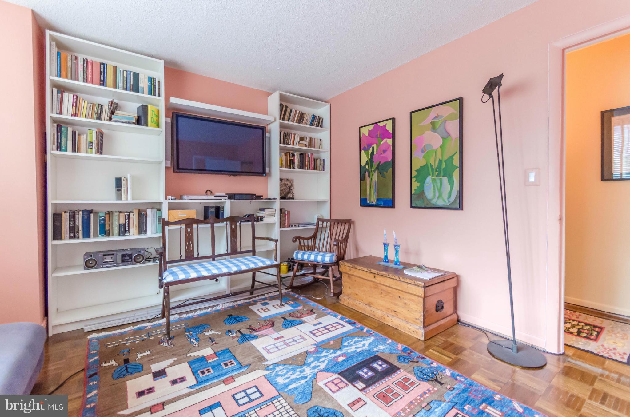 HARPER HOUSE CONDOMINIUMS - Residential