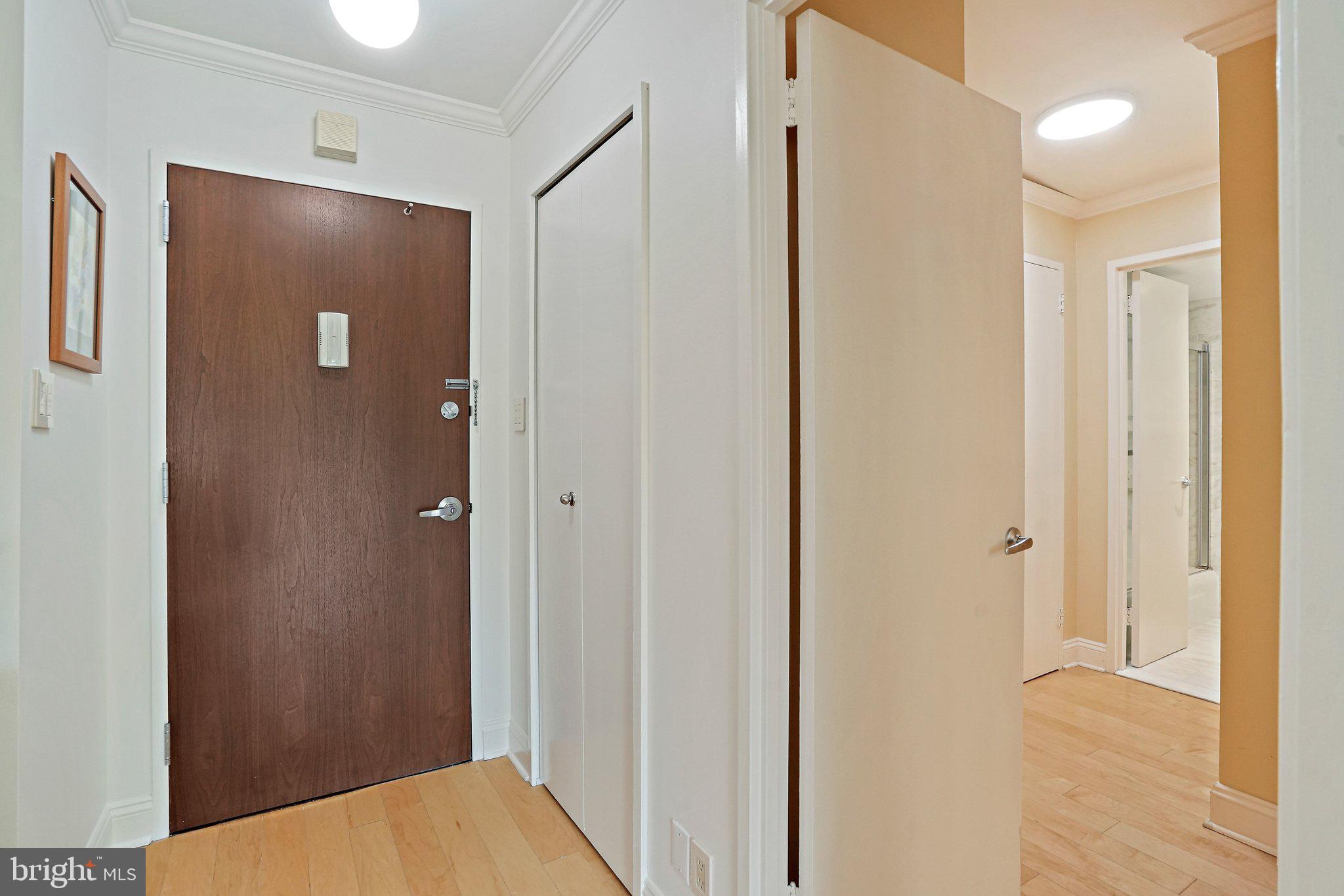 510 N STREET SW N422