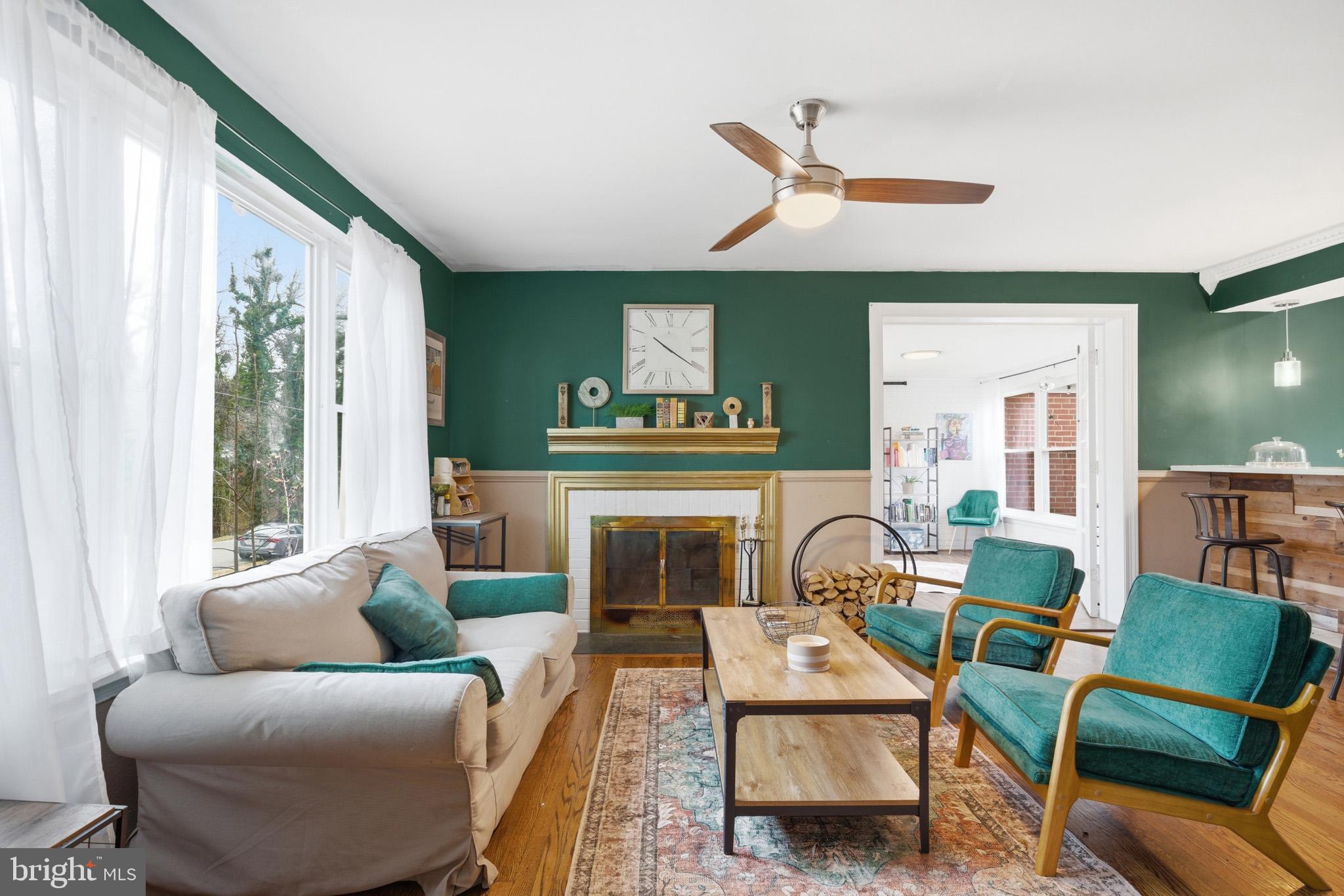 3270 GREEN MEADOWS DRIVE