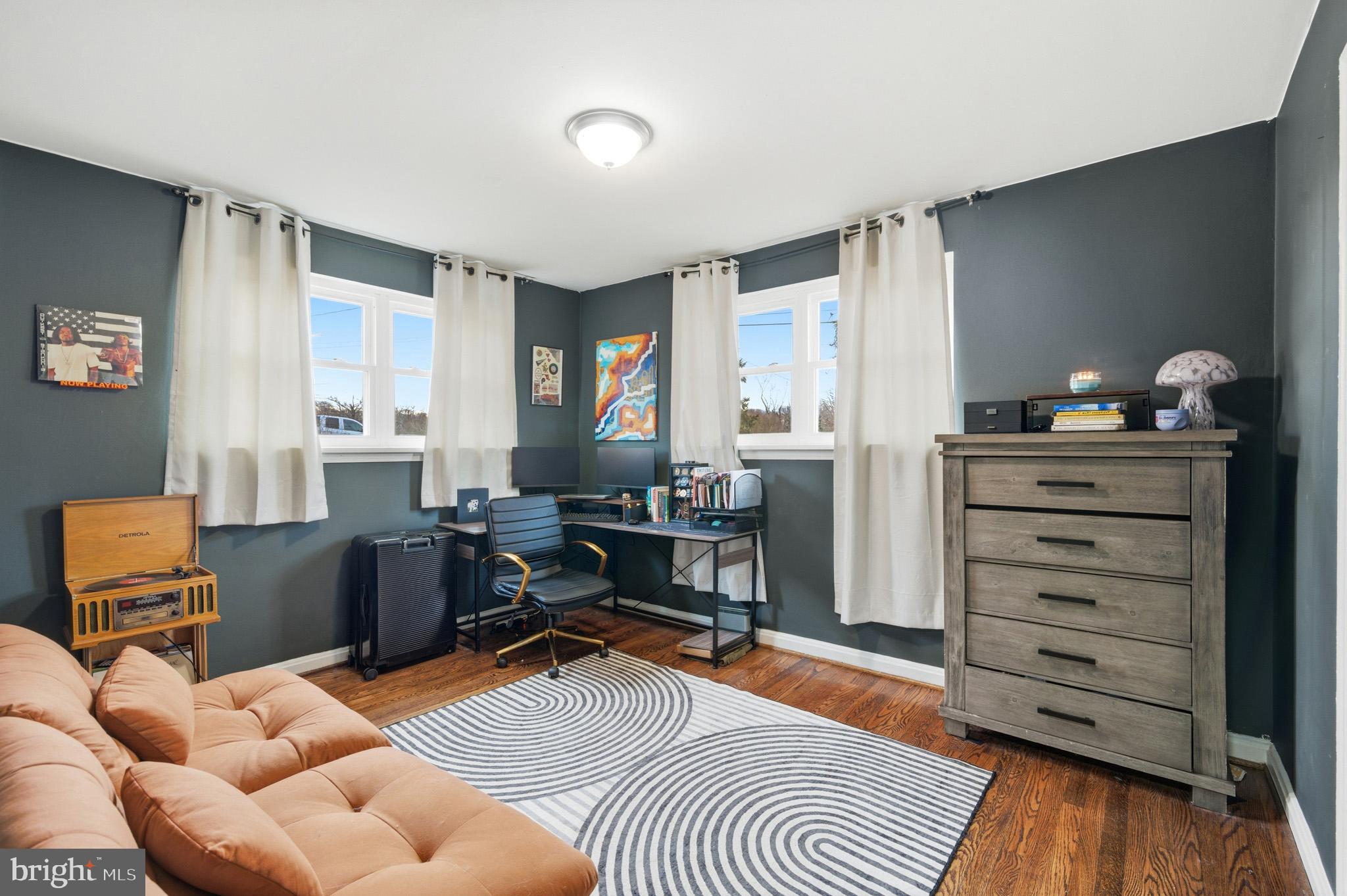 GREEN MEADOWS - Residential