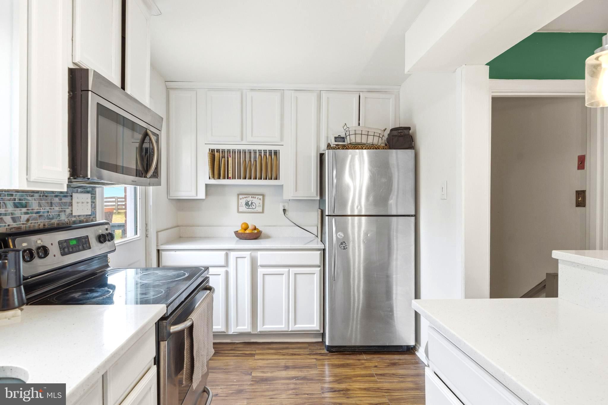 GREEN MEADOWS - Residential