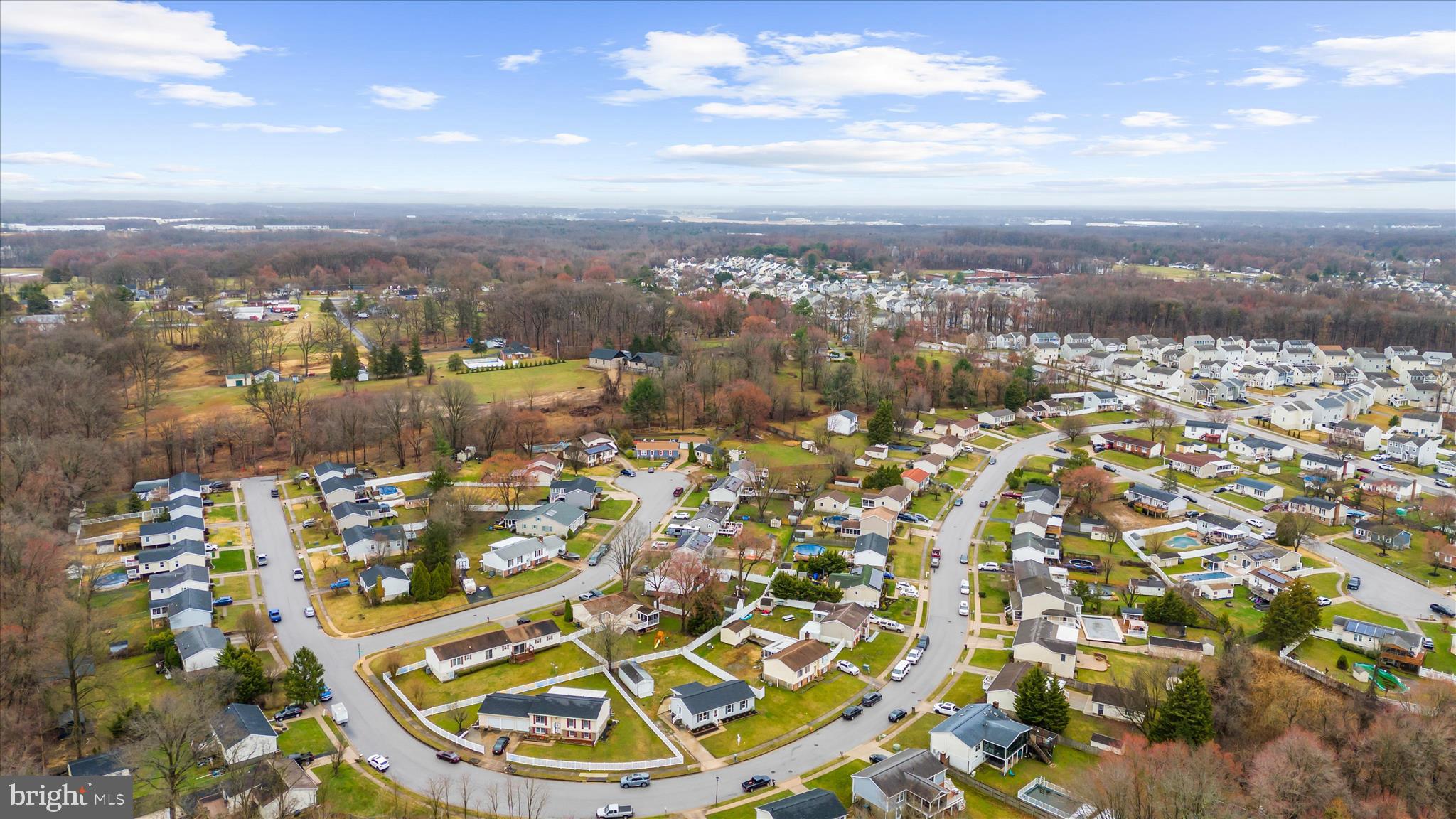 GOLDEN ACRES - Residential