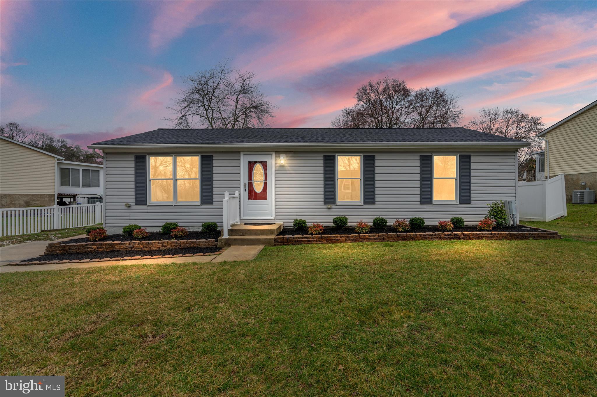 GOLDEN ACRES - Residential