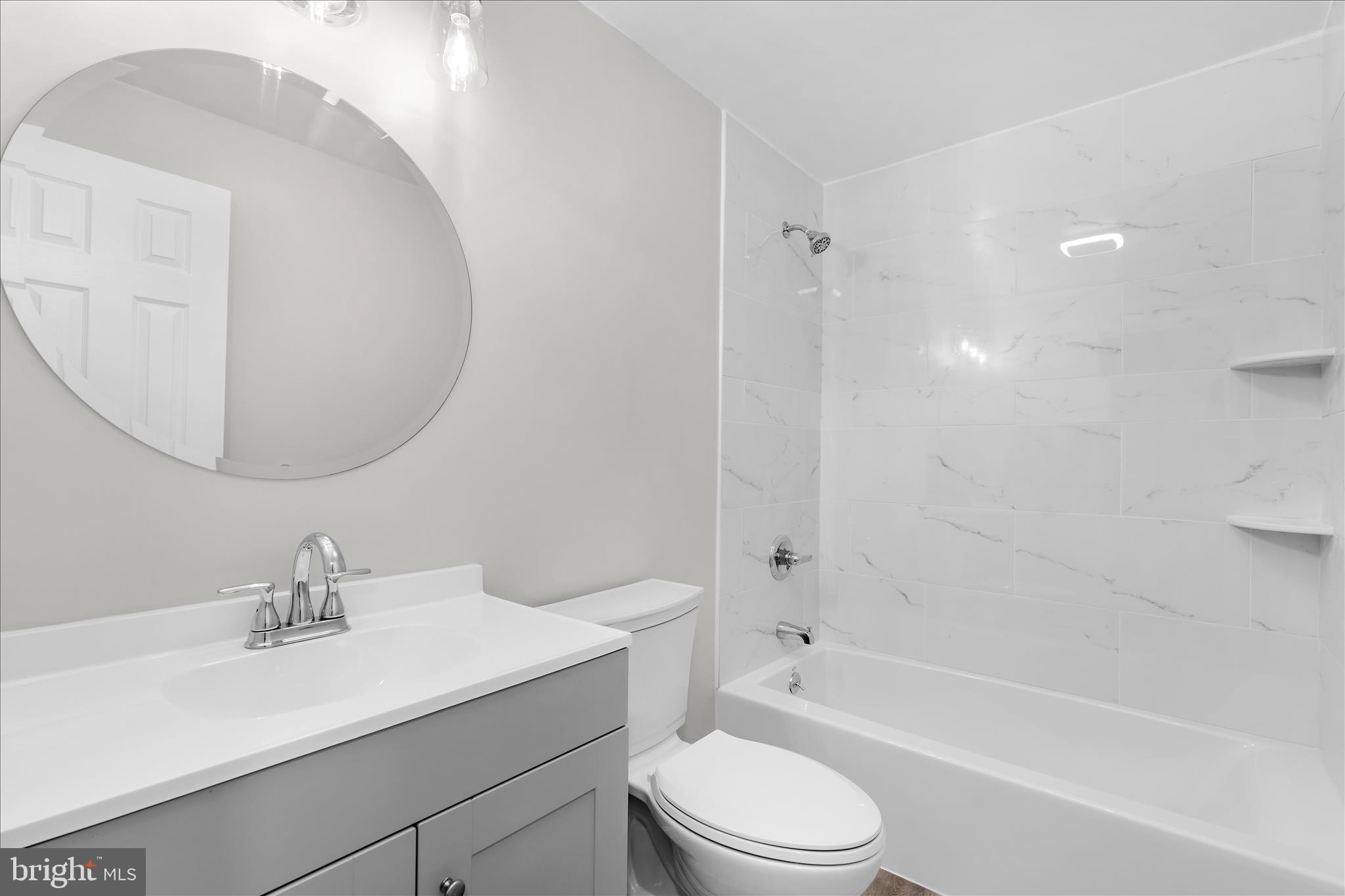 GOLDEN ACRES - Residential