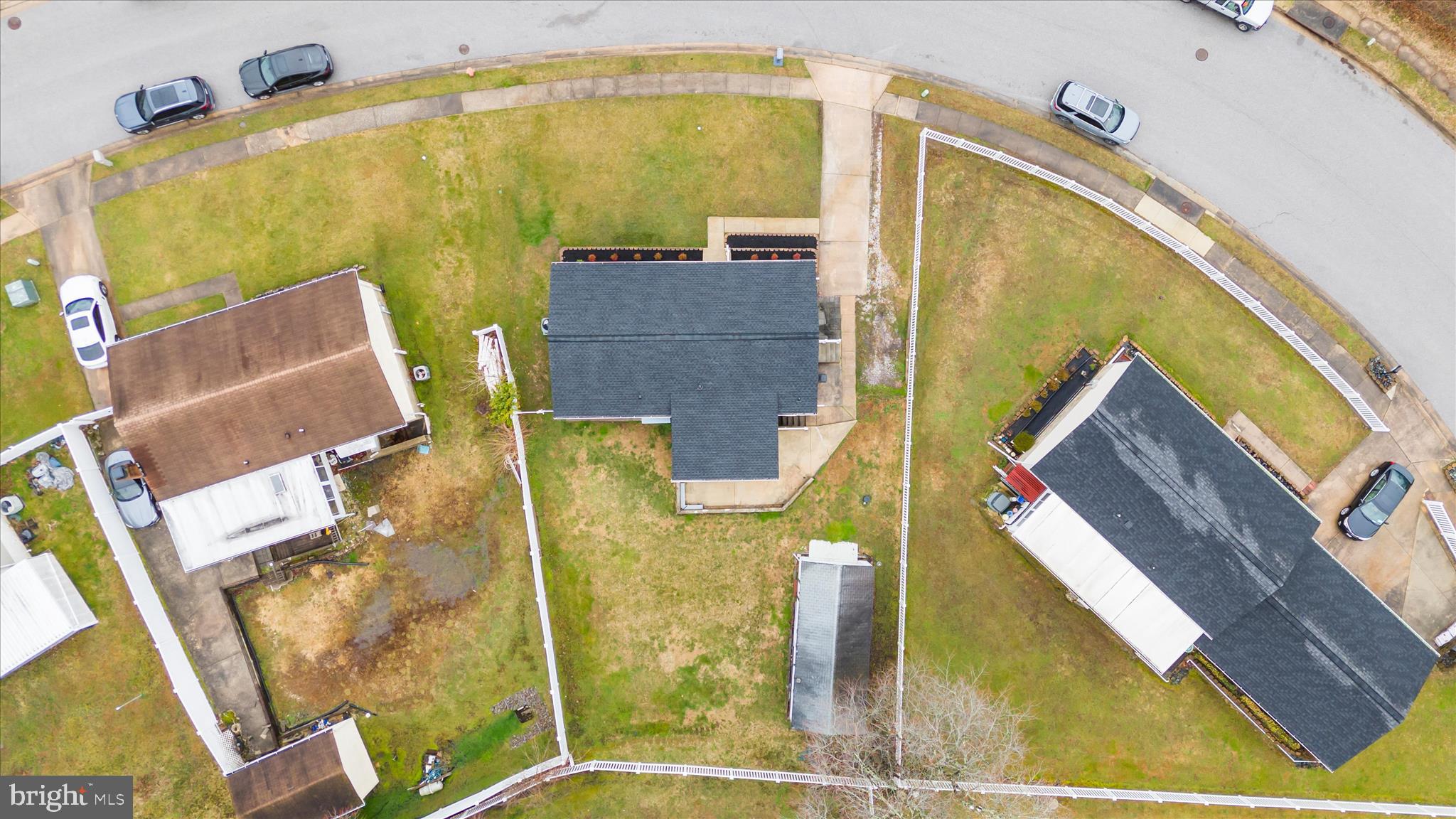 GOLDEN ACRES - Residential