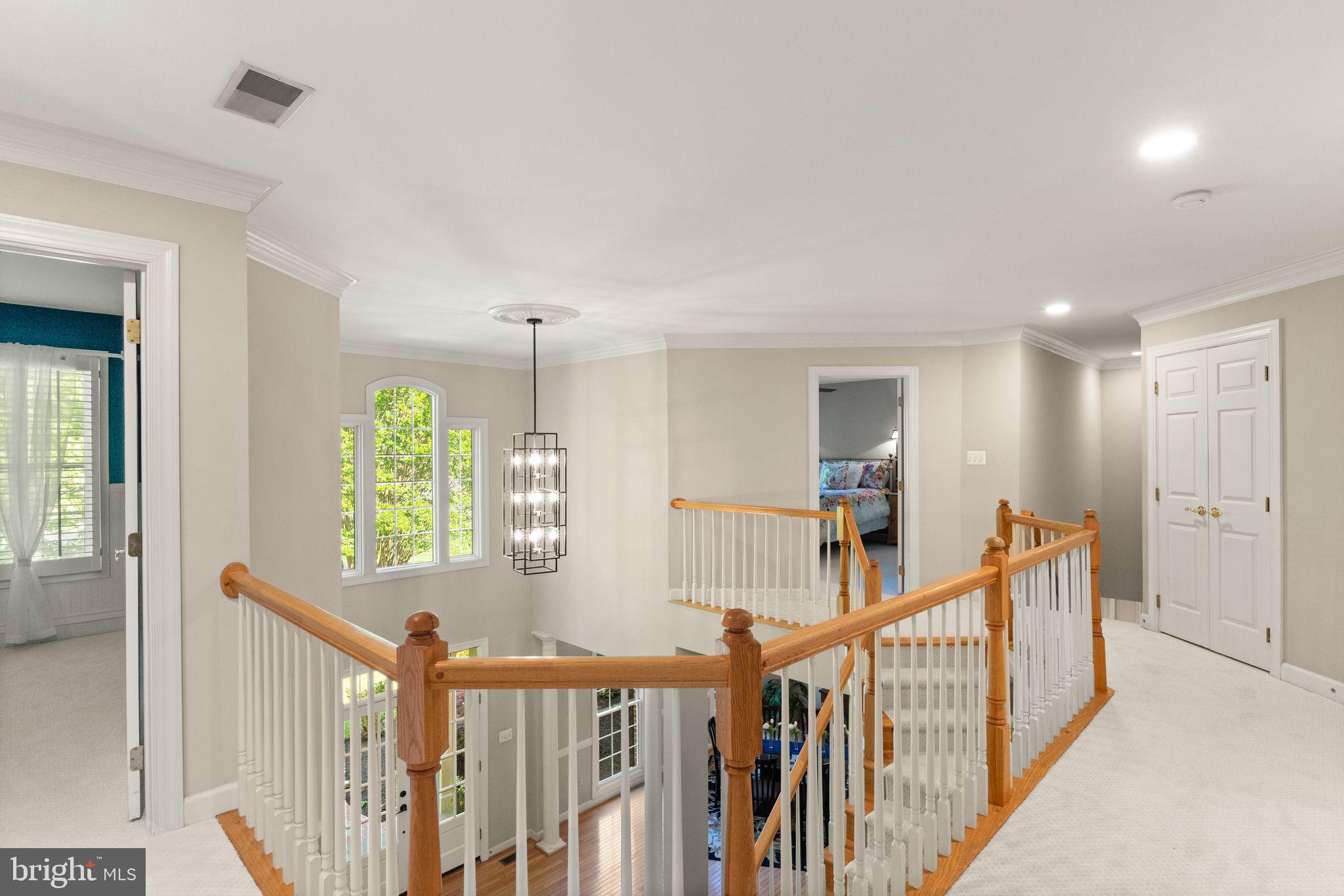 ESTATES AT ROSELAND - Residential