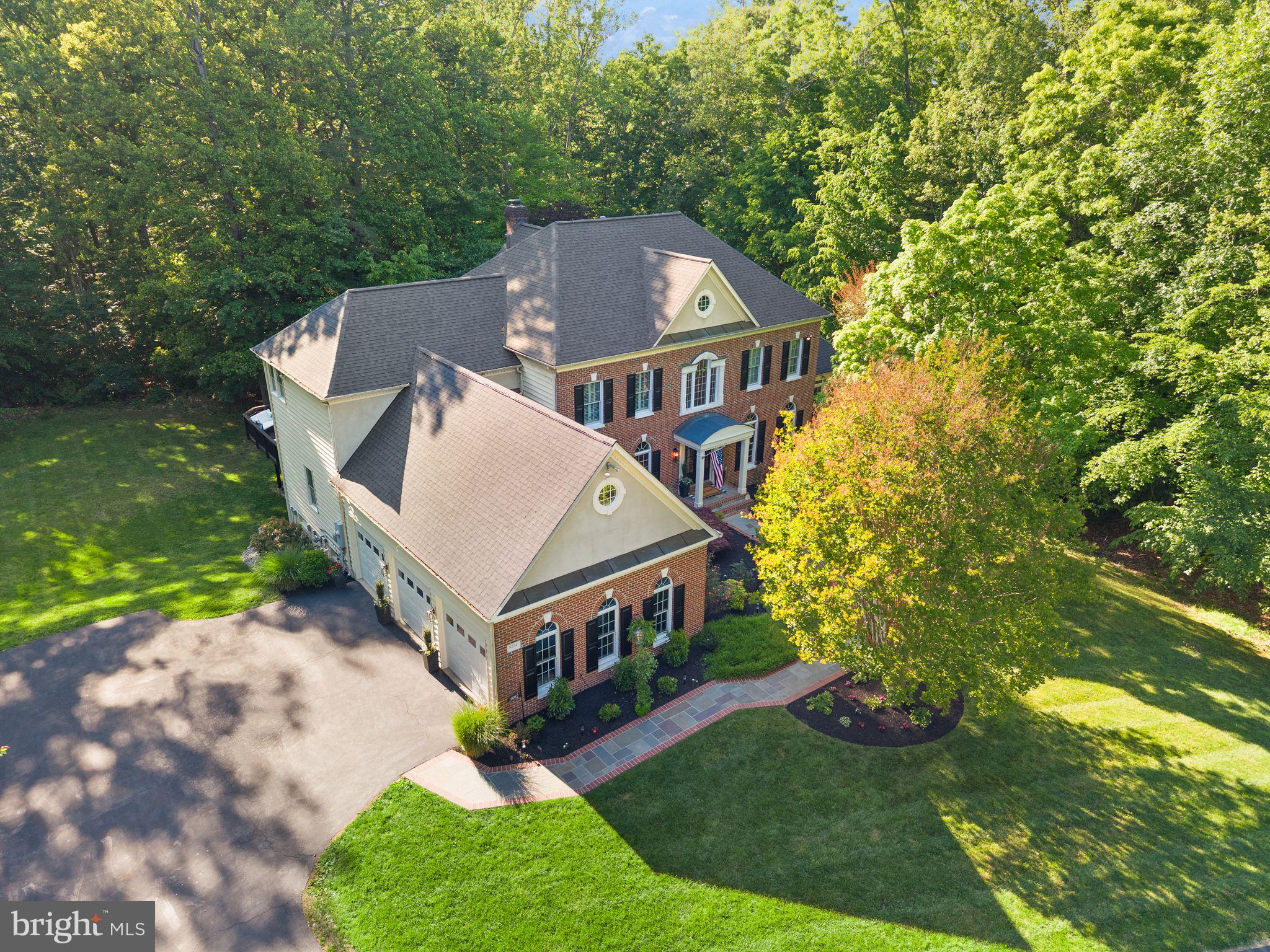 10082 ROSELAND RIDGE ROAD