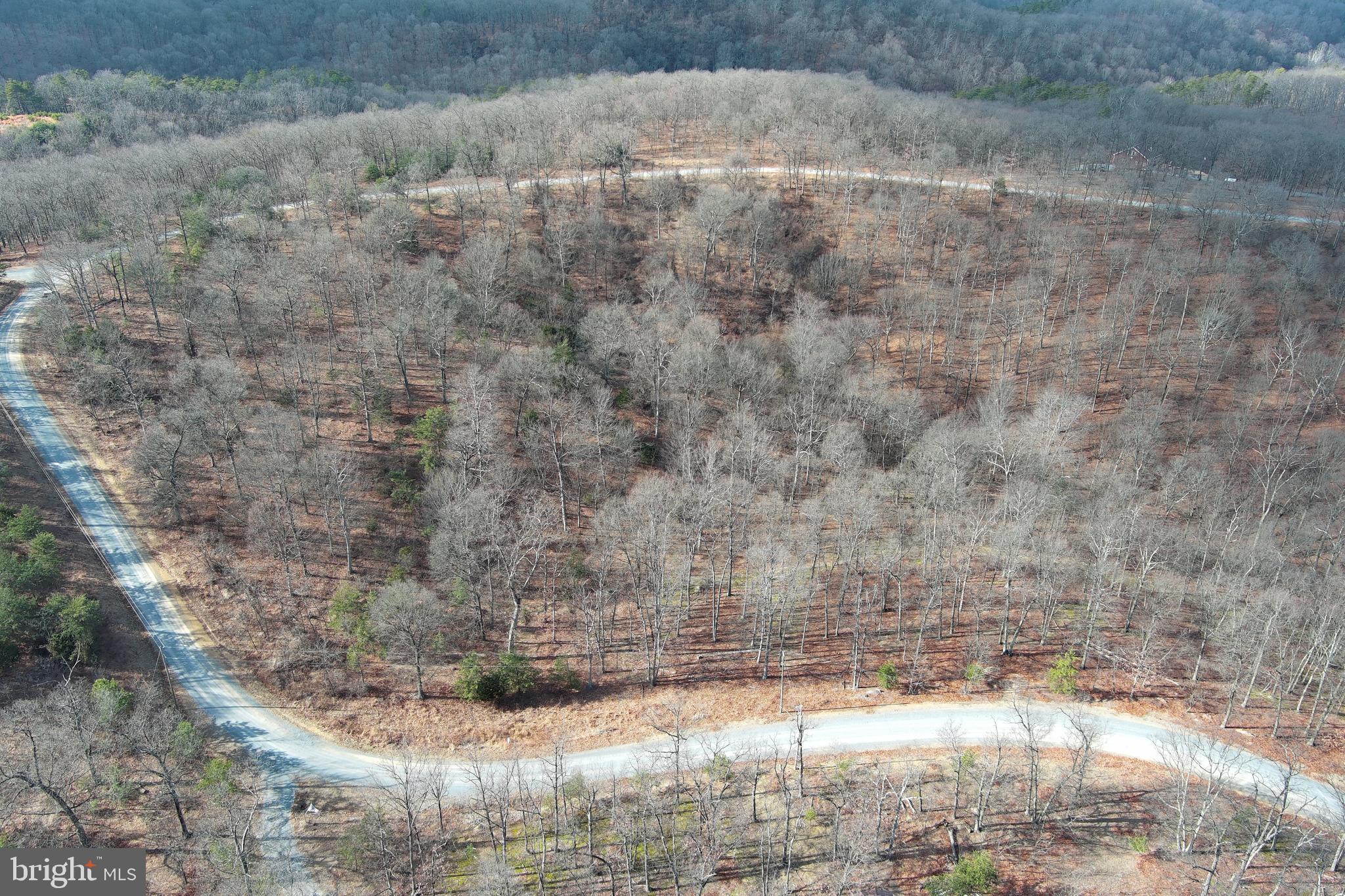 BLUFFS ON THE POTOMAC - Land