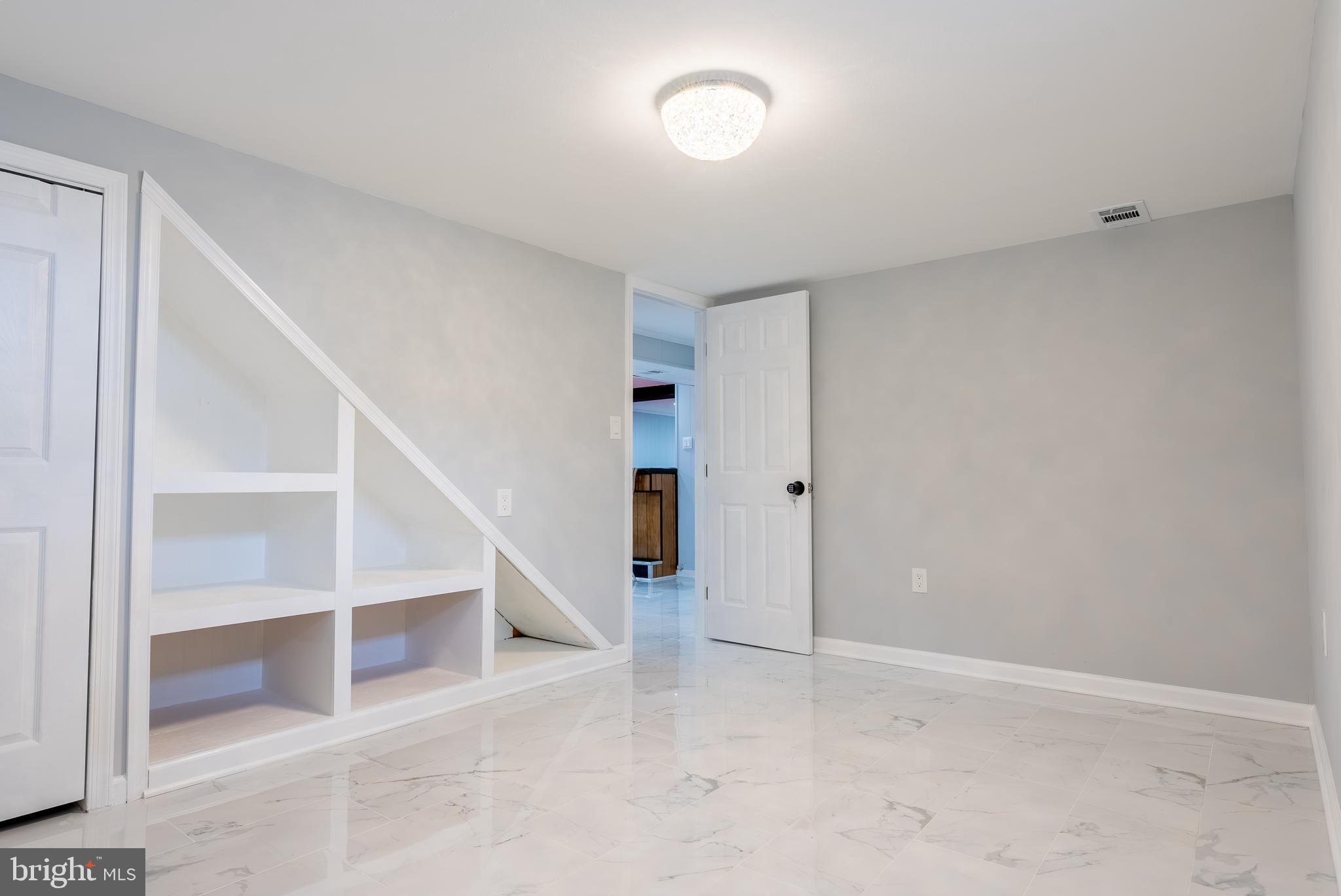 MARYLAND CITY - Residential Lease