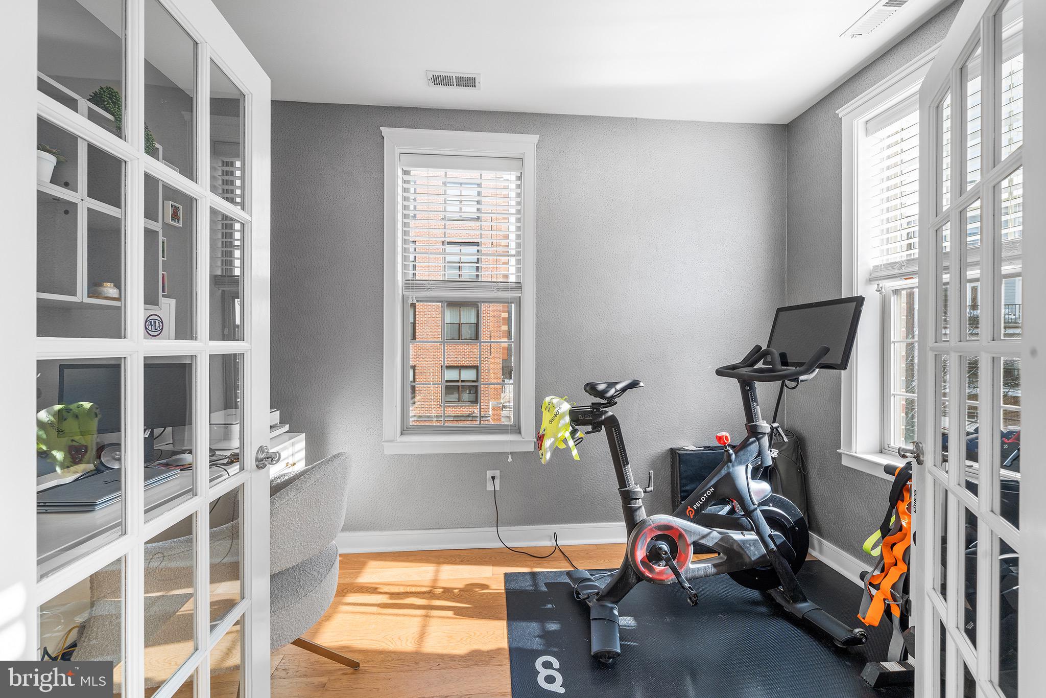 GRADUATE HOSPITAL - Residential