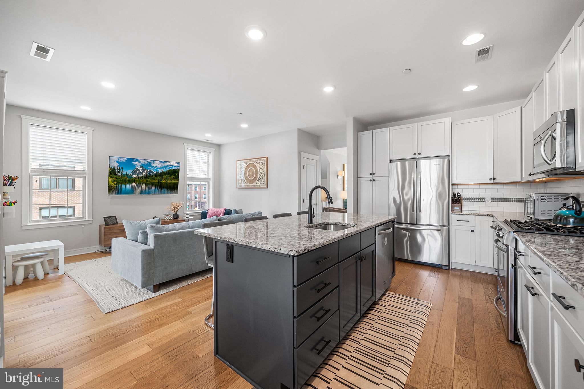 GRADUATE HOSPITAL - Residential