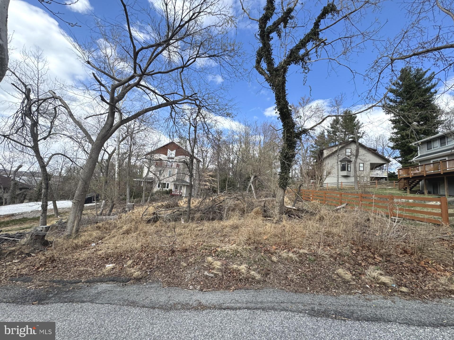 TREASURE COVE - Residential