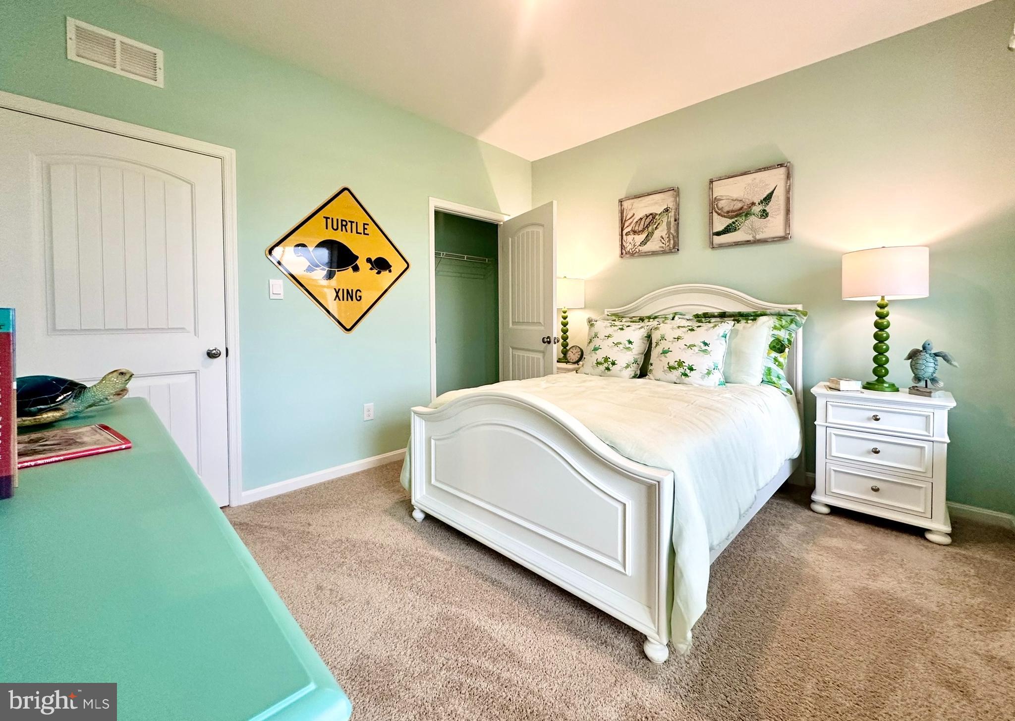 9108 GOLDEN POND COURT