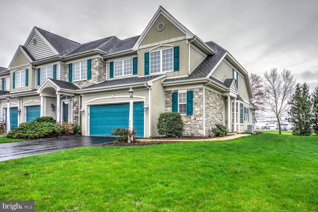 Photo of 904 Walnut Street, New Holland, PA 17557 (MLS # PALA2048942)