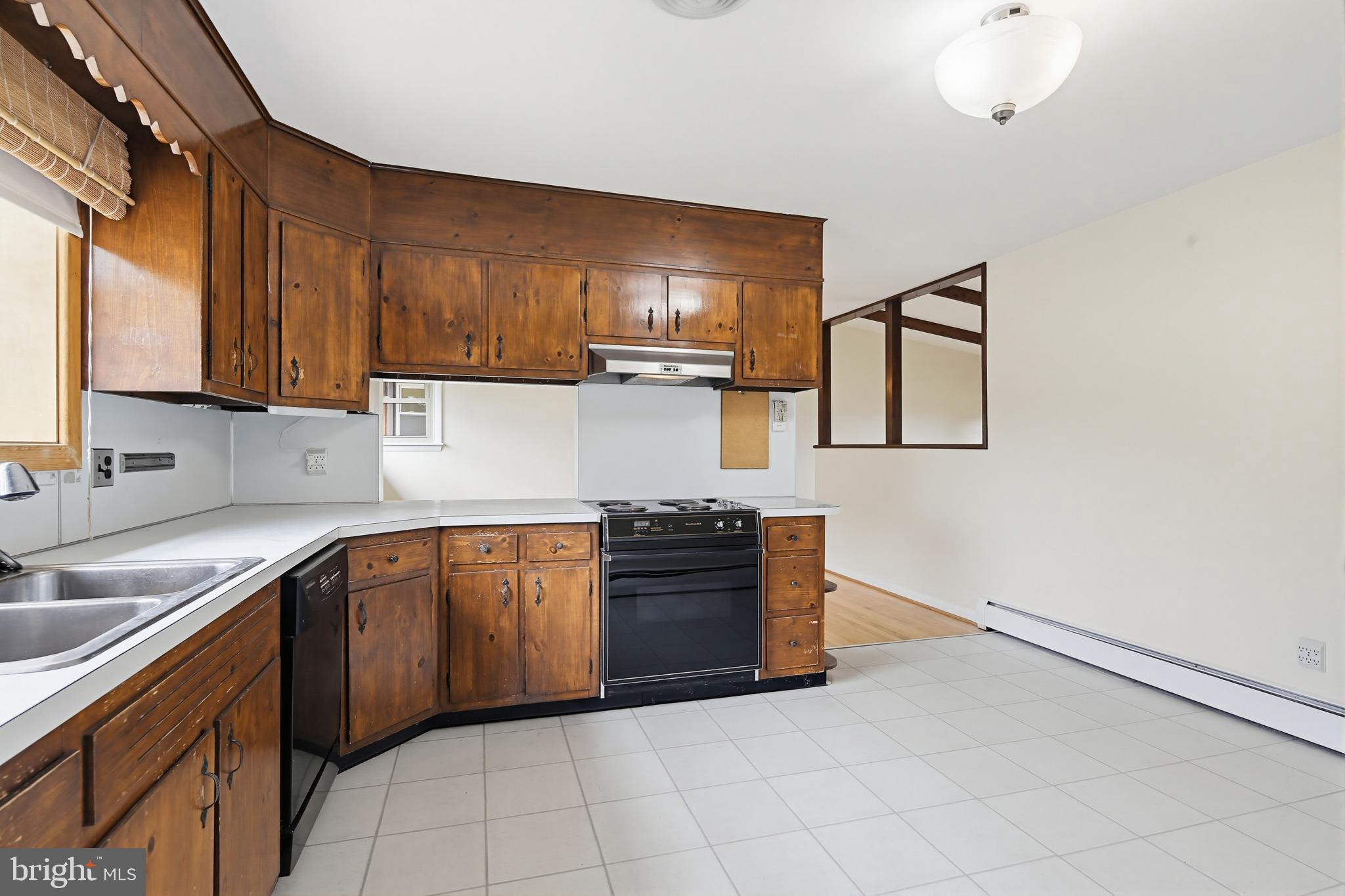 WESTMINSTER ELECTION DISTRICT - Residential