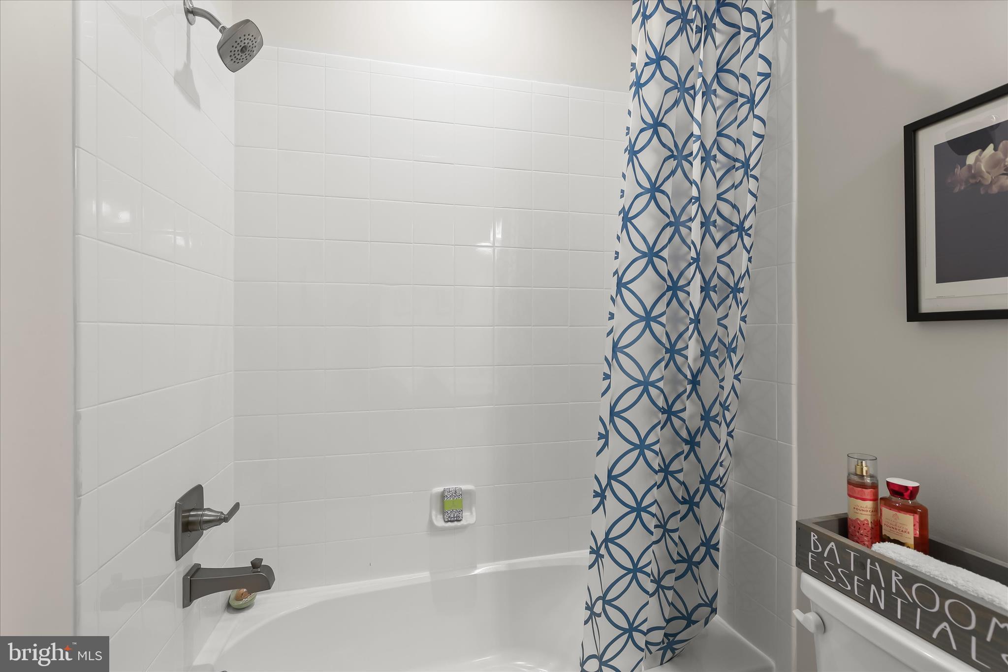 GREENLEIGH AT CROSSROADS - Residential