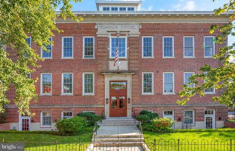 901 D STREET NE 102 WASHINGTON DC 20002