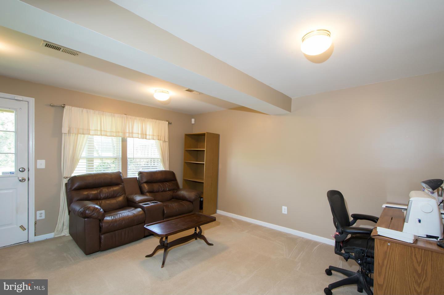 WELLINGTON - Residential