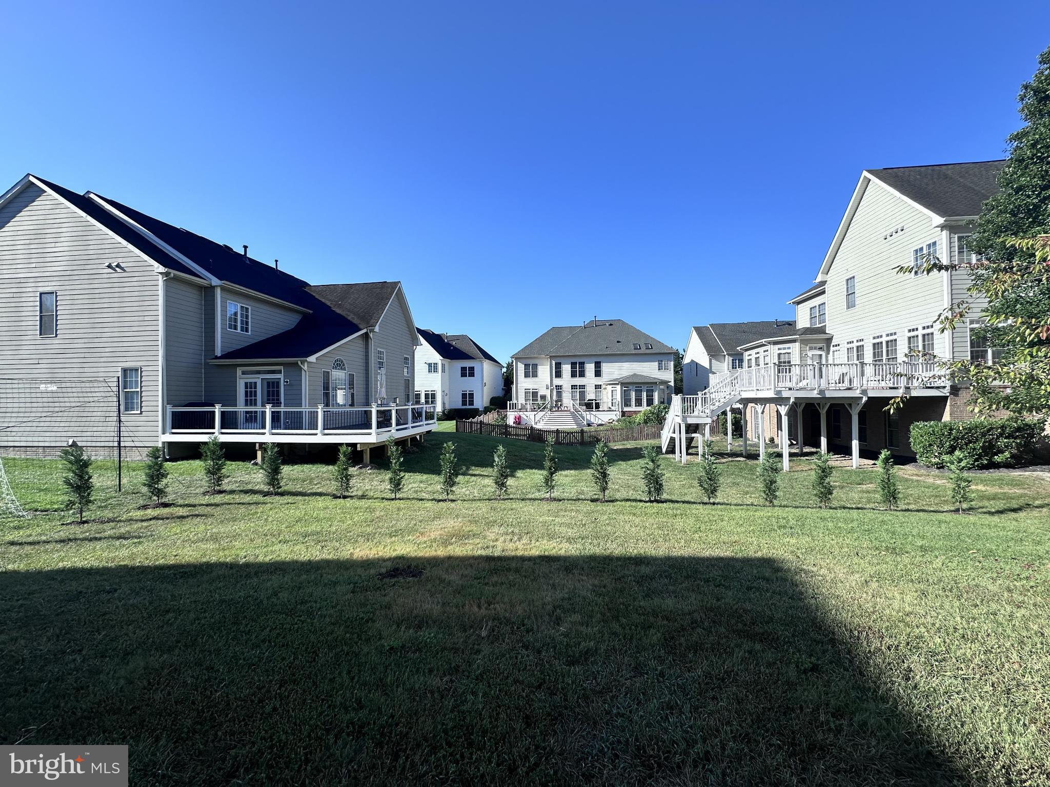 LANSDOWNE ON THE POTOMAC - Residential