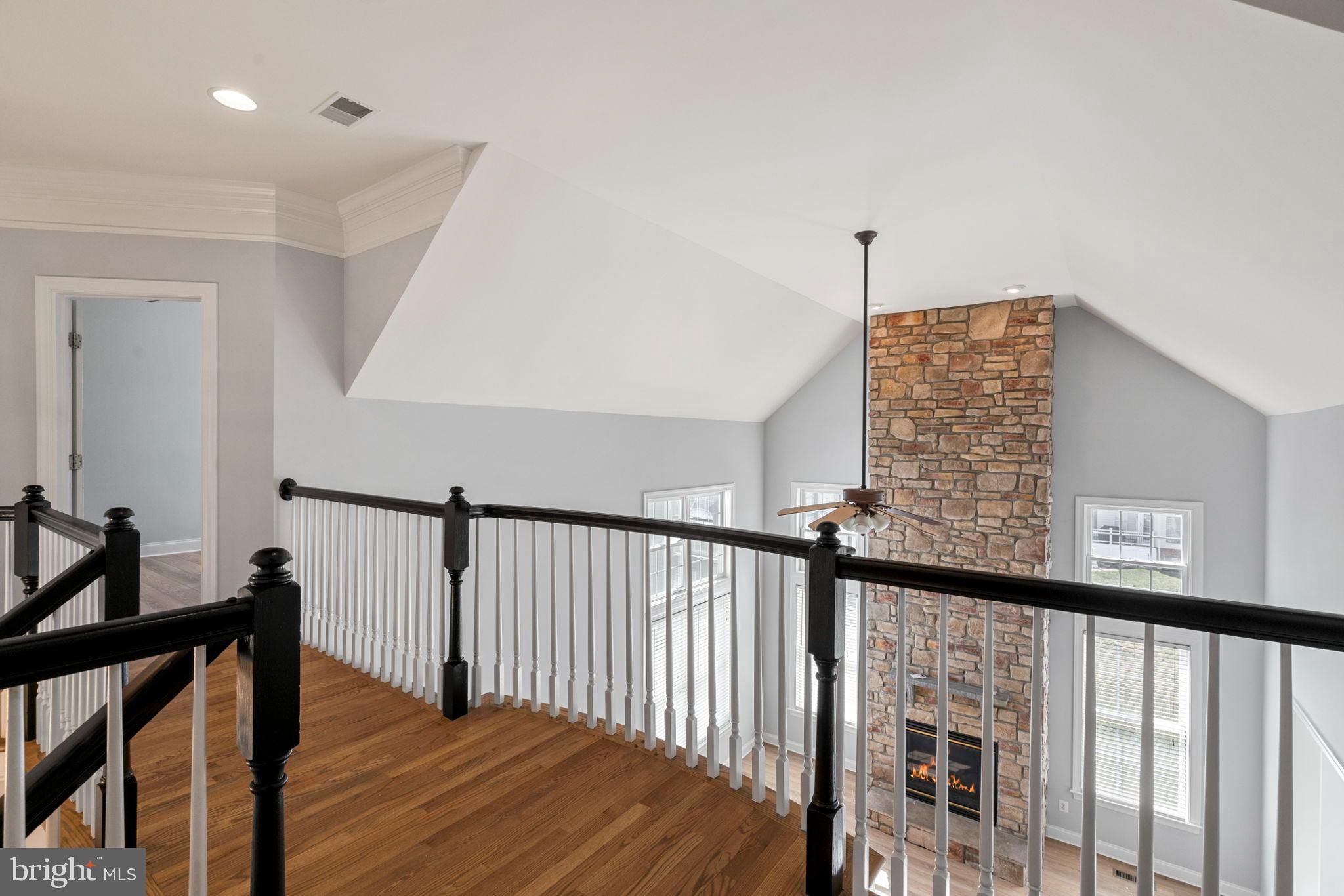 LANSDOWNE ON THE POTOMAC - Residential