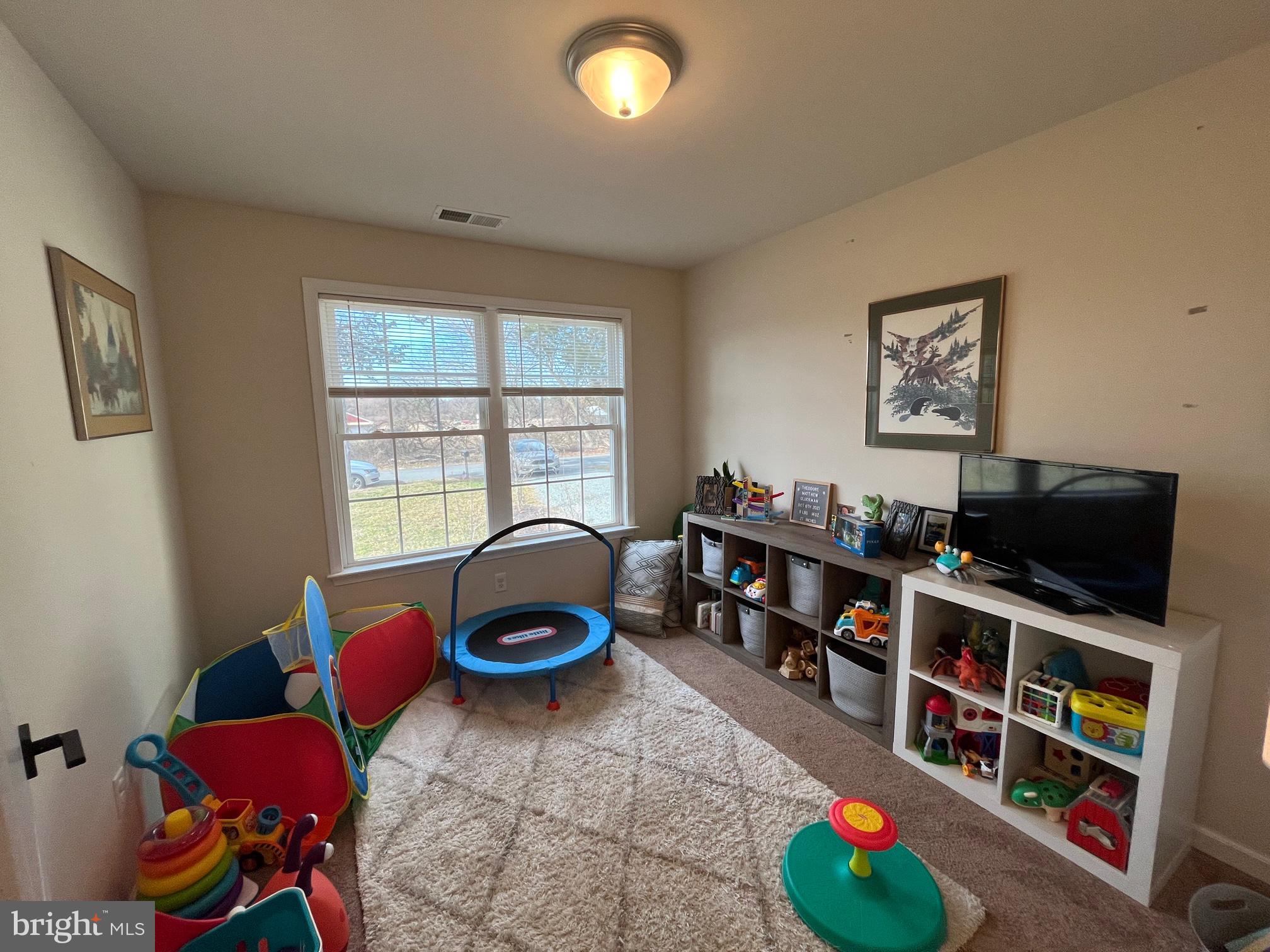 PINE COVE - Residential