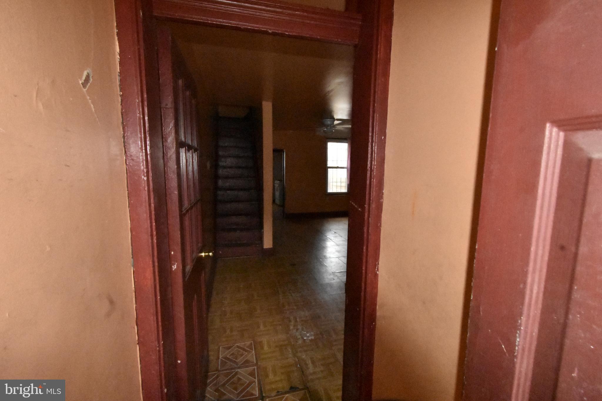 1653 N CADWALLADER STREET