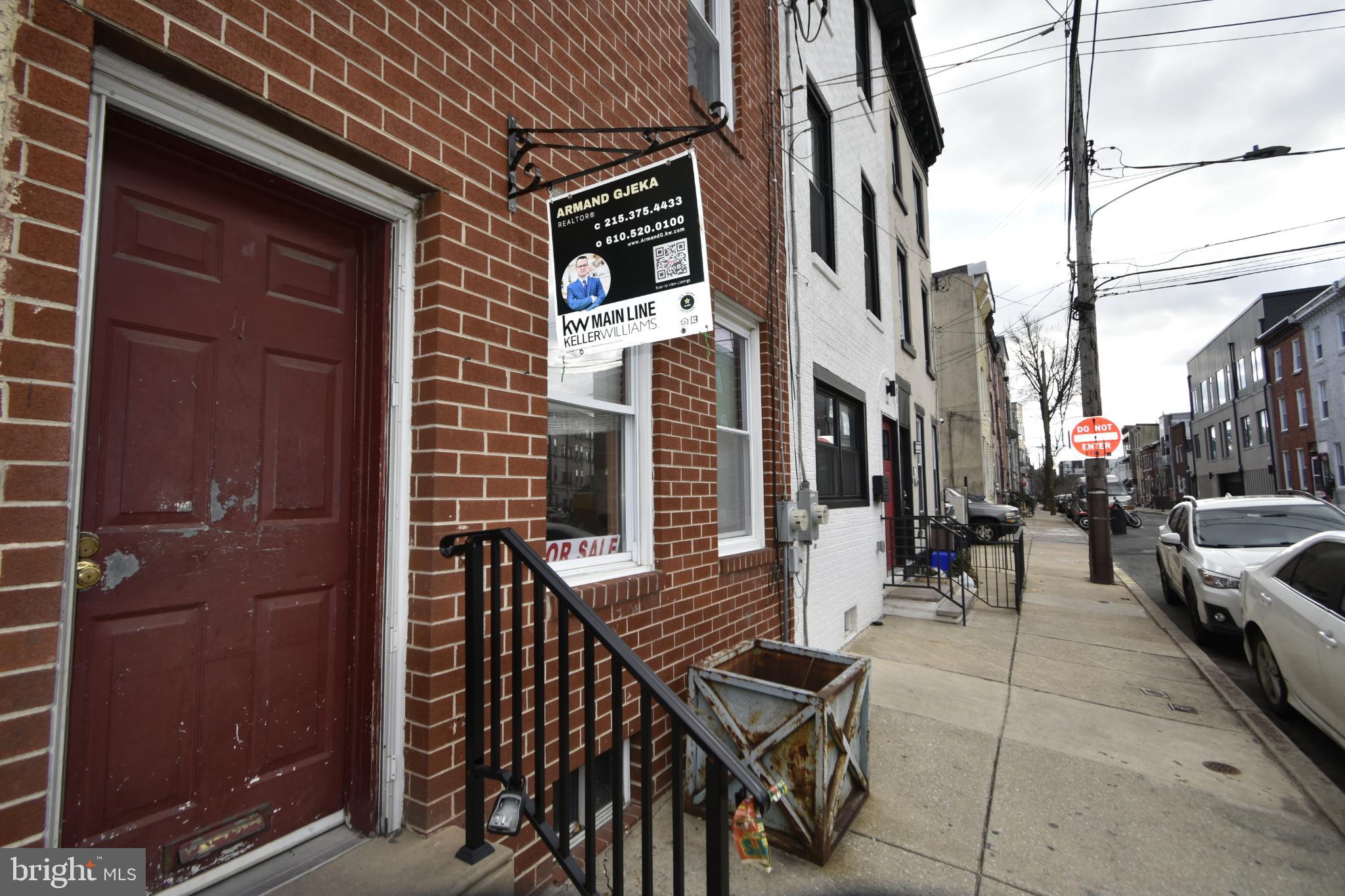 1653 N CADWALLADER STREET