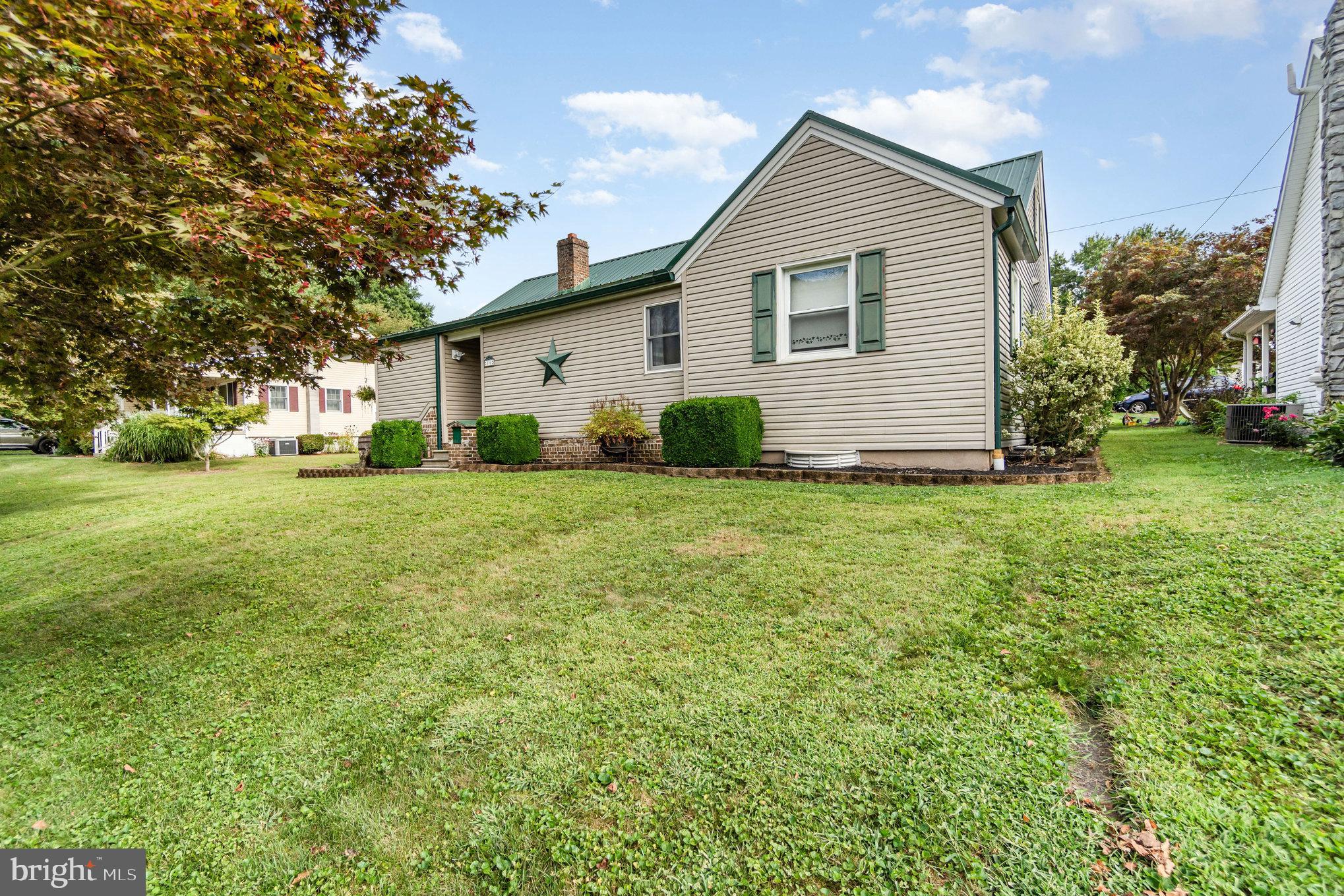 590 LEBO STREET