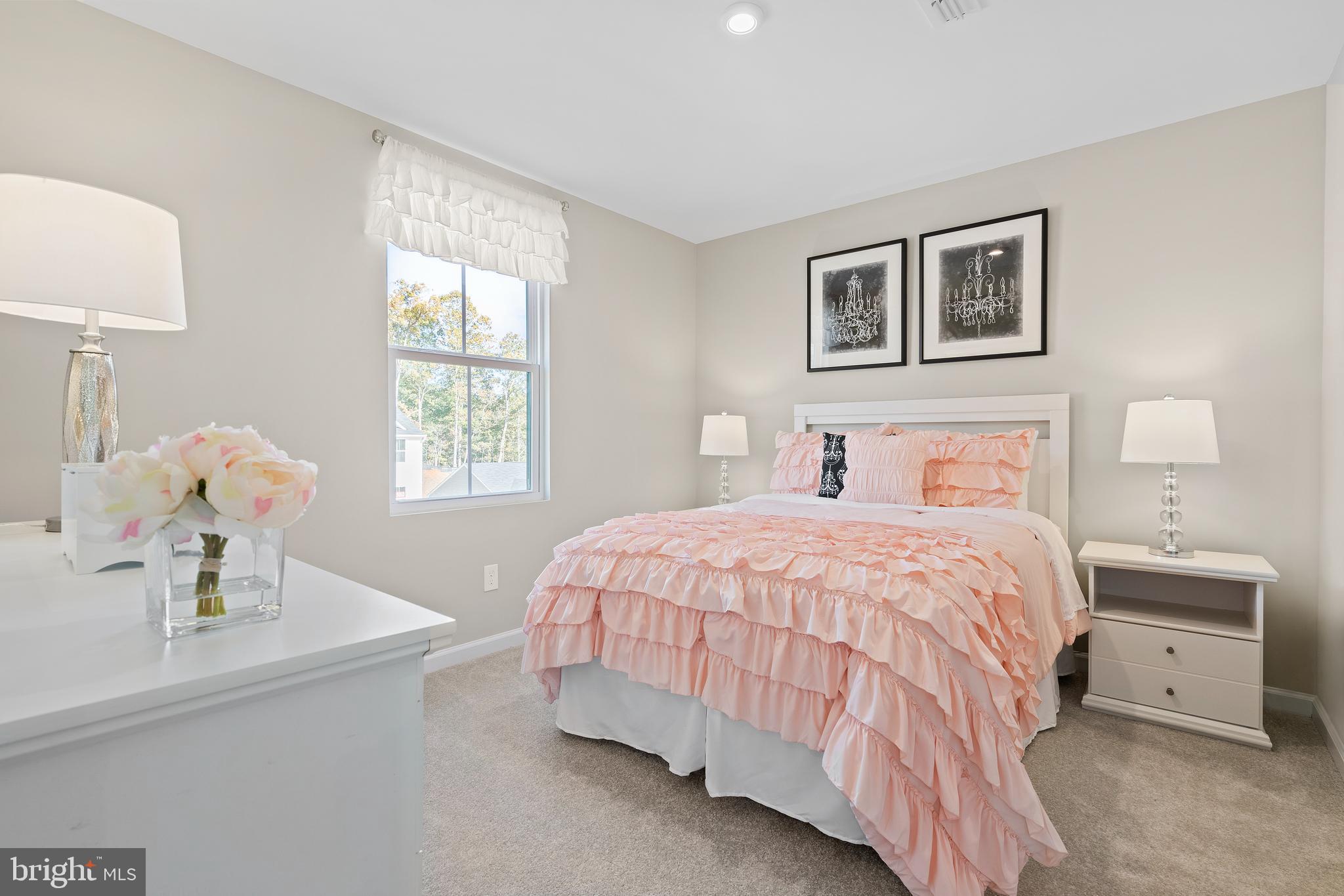 CARDINAL POINTE - Residential