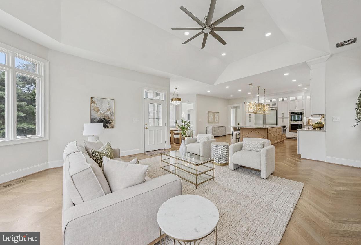 606 BROCKMAN COURT