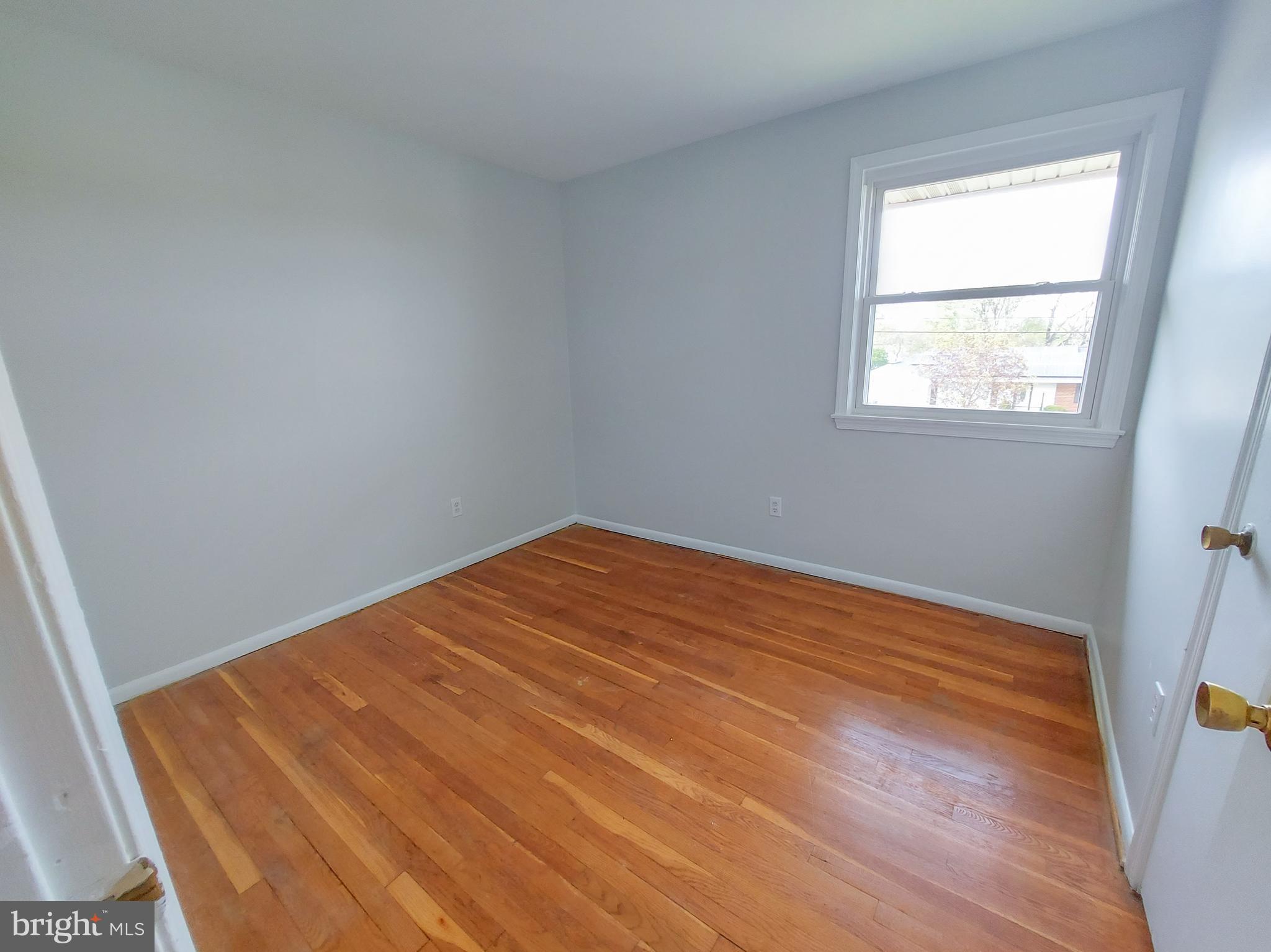 CALVERTON - Residential Lease