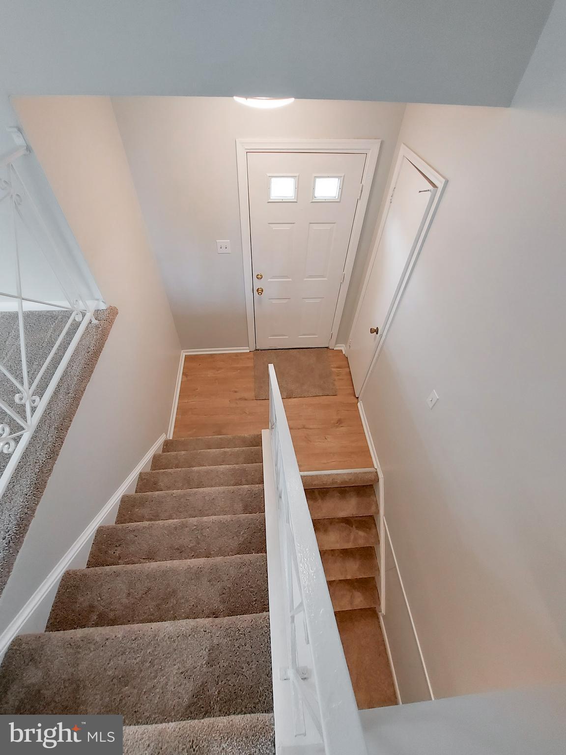 CALVERTON - Residential Lease