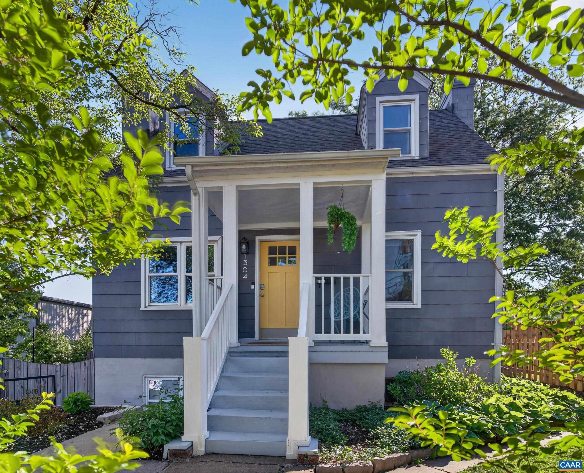 1304 BELLEVIEW AVE