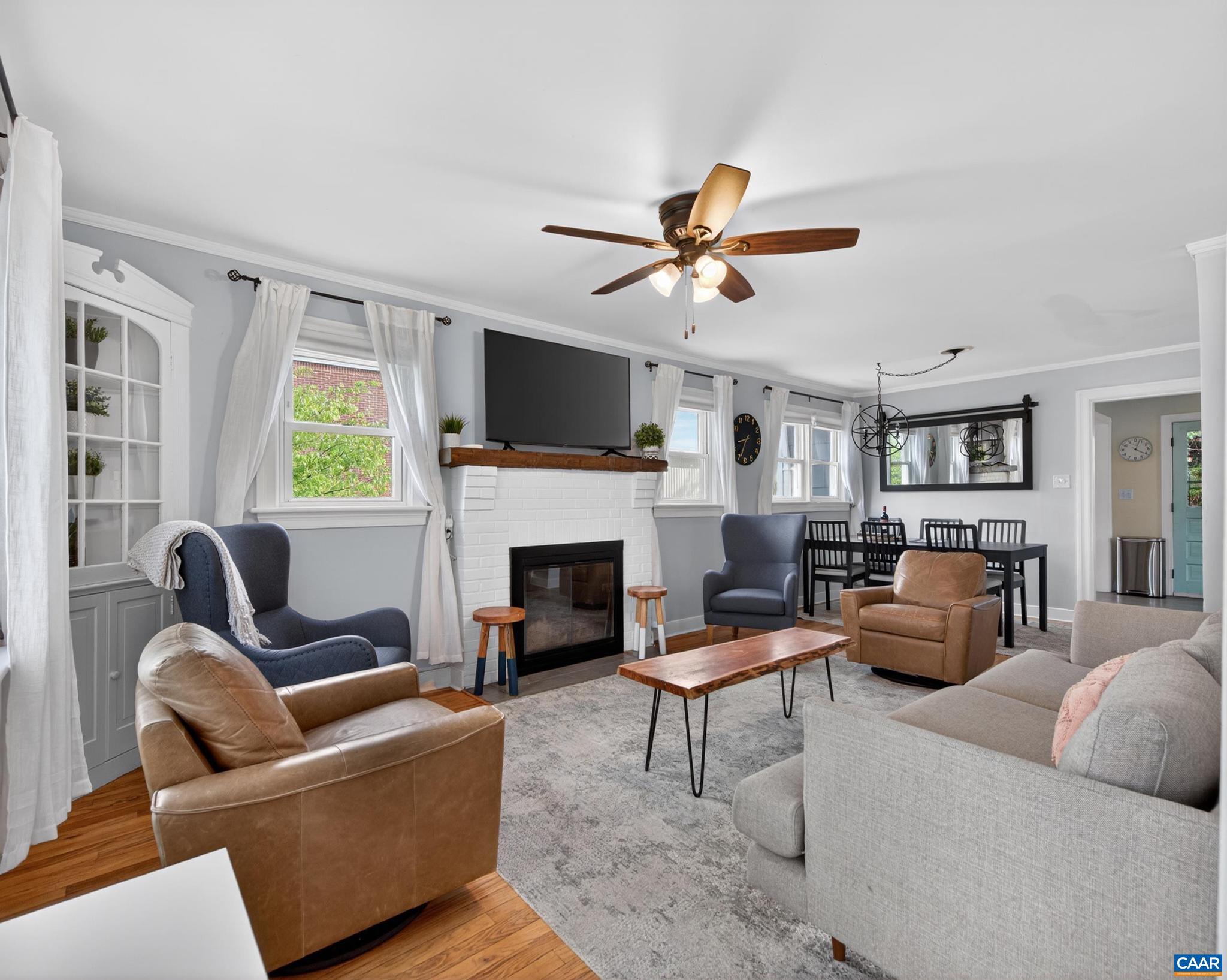 1304 BELLEVIEW AVE